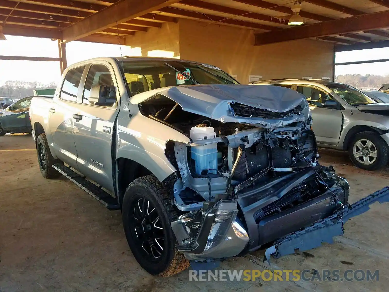 1 Photograph of a damaged car 5TFDW5F18KX848540 TOYOTA TUNDRA 2019