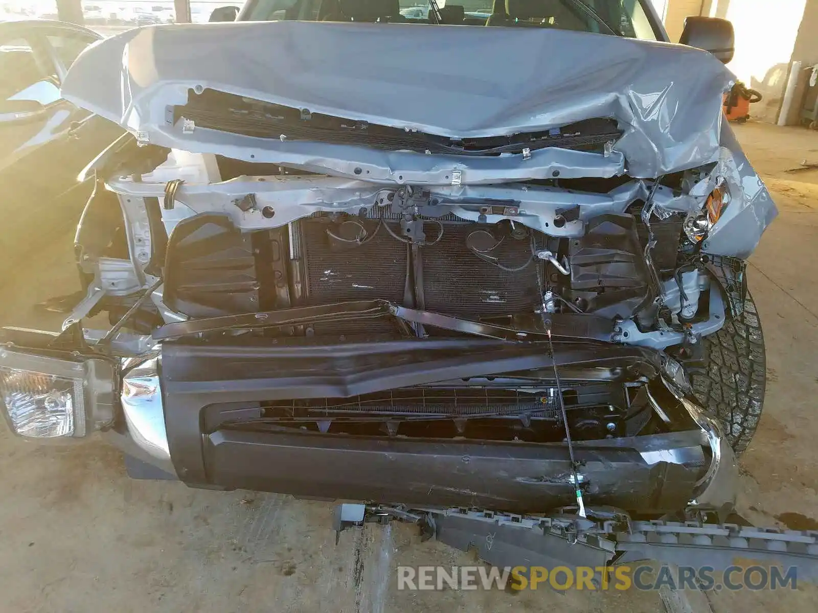 7 Photograph of a damaged car 5TFDW5F18KX848540 TOYOTA TUNDRA 2019