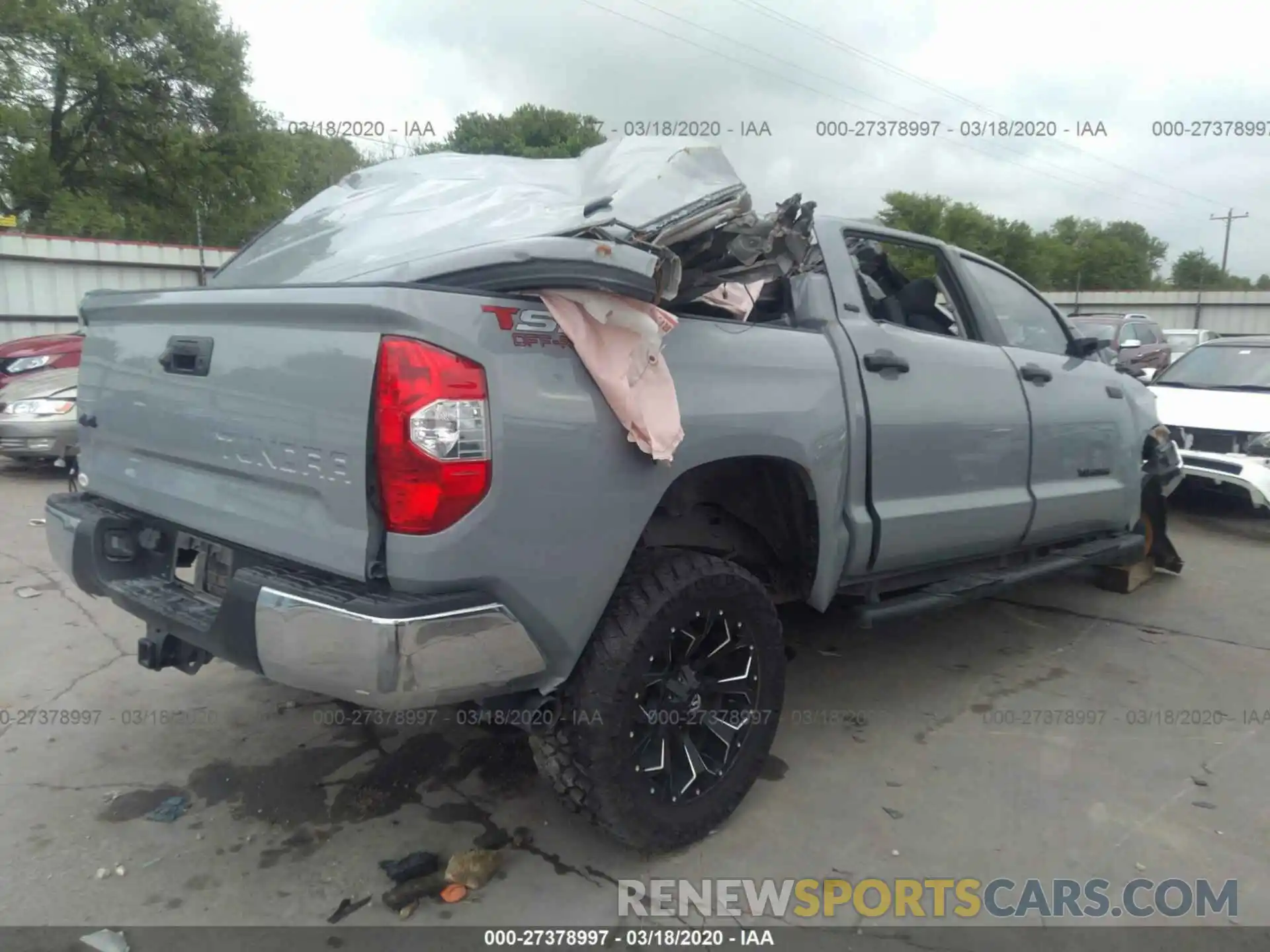 4 Photograph of a damaged car 5TFDW5F18KX854290 TOYOTA TUNDRA 2019