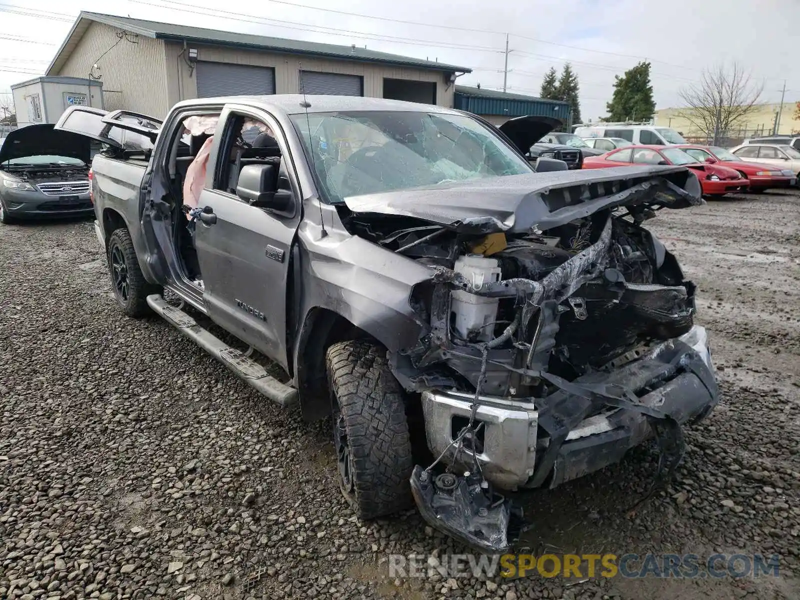 1 Photograph of a damaged car 5TFDW5F18KX870196 TOYOTA TUNDRA 2019