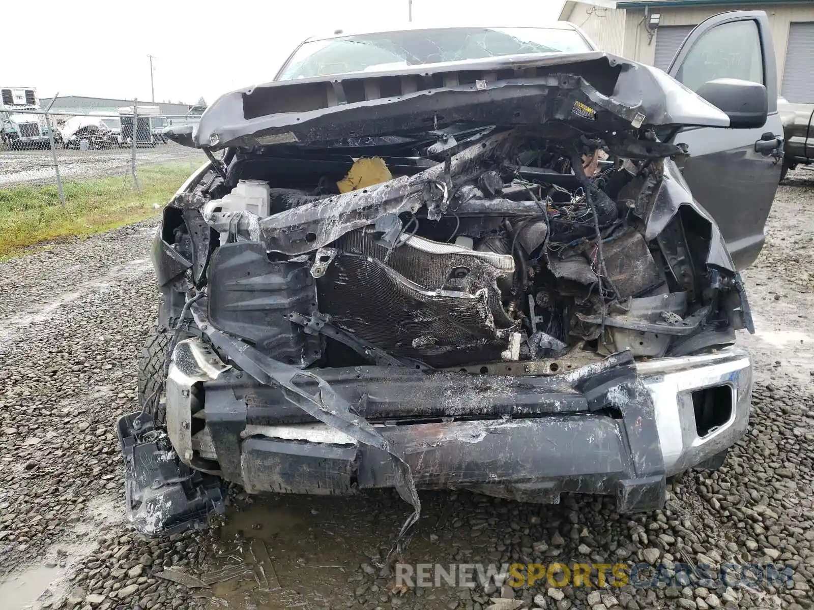 9 Photograph of a damaged car 5TFDW5F18KX870196 TOYOTA TUNDRA 2019