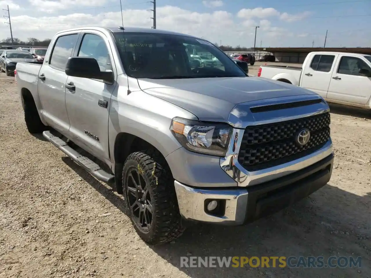 1 Photograph of a damaged car 5TFDW5F19KX836882 TOYOTA TUNDRA 2019