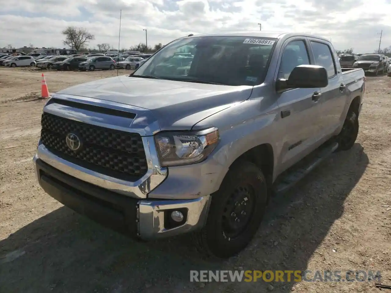 2 Photograph of a damaged car 5TFDW5F19KX836882 TOYOTA TUNDRA 2019