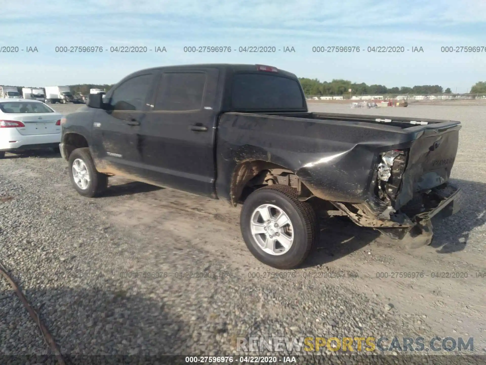 3 Photograph of a damaged car 5TFDW5F19KX840057 TOYOTA TUNDRA 2019