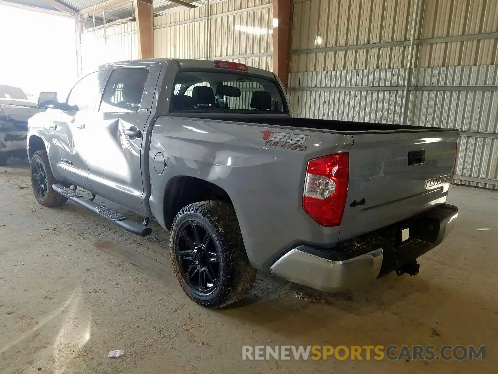 3 Photograph of a damaged car 5TFDW5F19KX844674 TOYOTA TUNDRA 2019