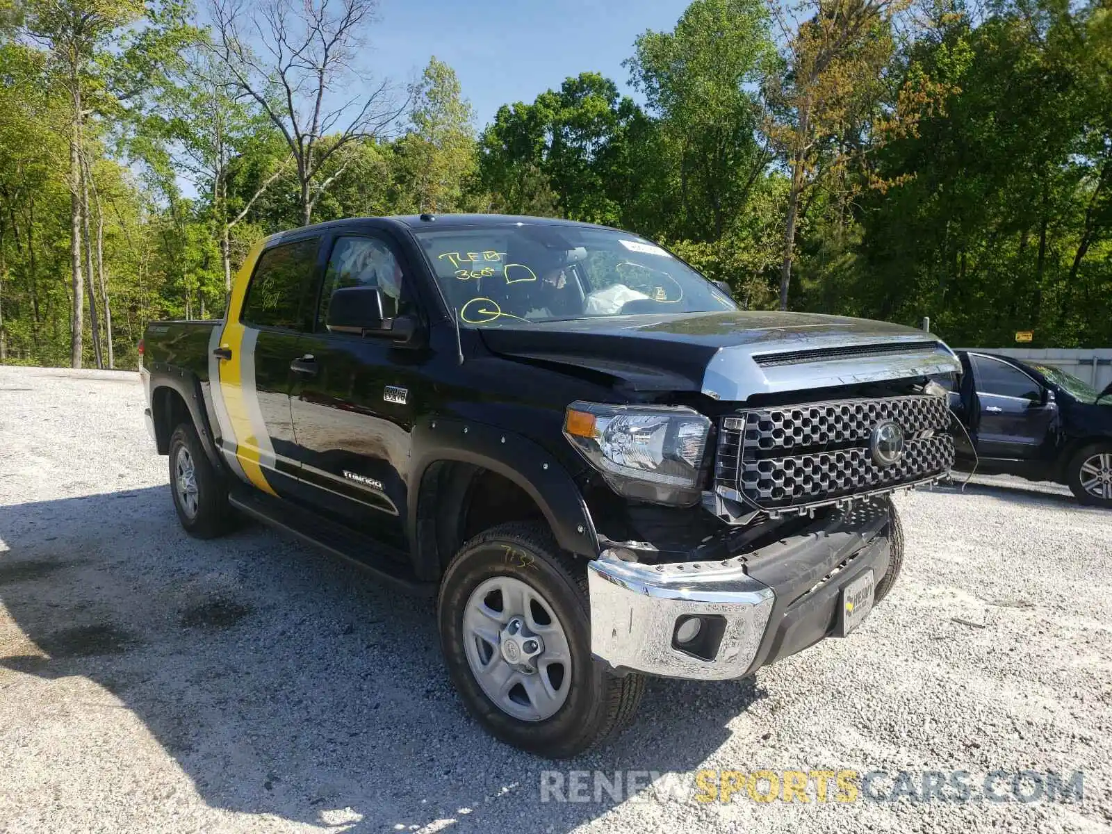 1 Photograph of a damaged car 5TFDW5F19KX849406 TOYOTA TUNDRA 2019