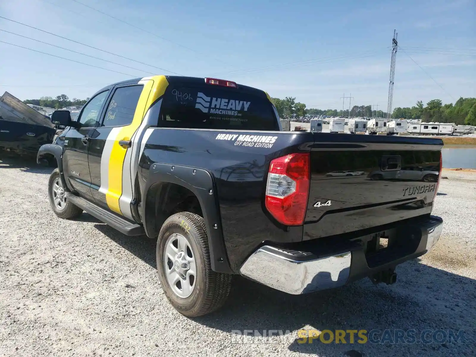 3 Photograph of a damaged car 5TFDW5F19KX849406 TOYOTA TUNDRA 2019