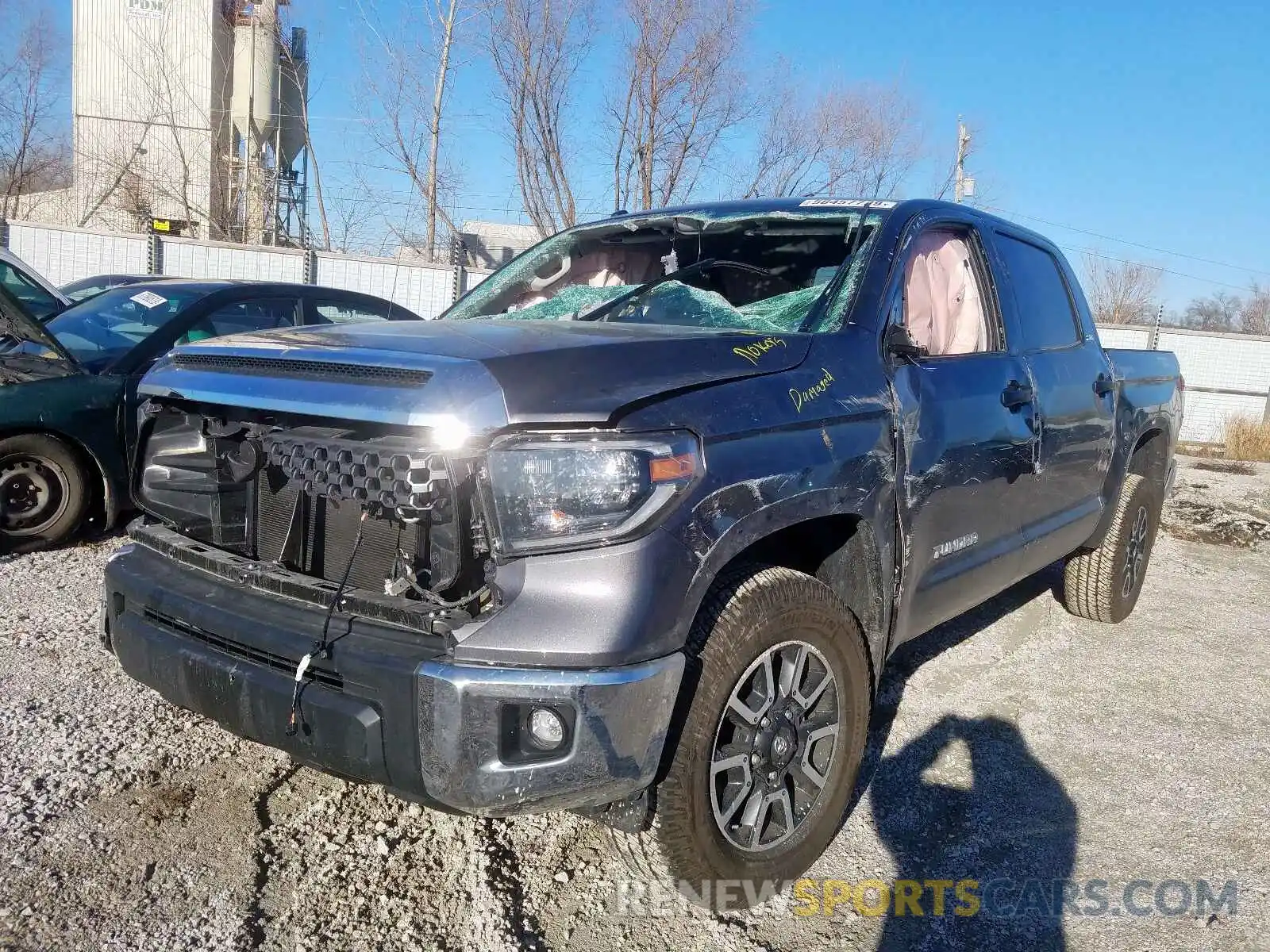 2 Photograph of a damaged car 5TFDW5F19KX855948 TOYOTA TUNDRA 2019