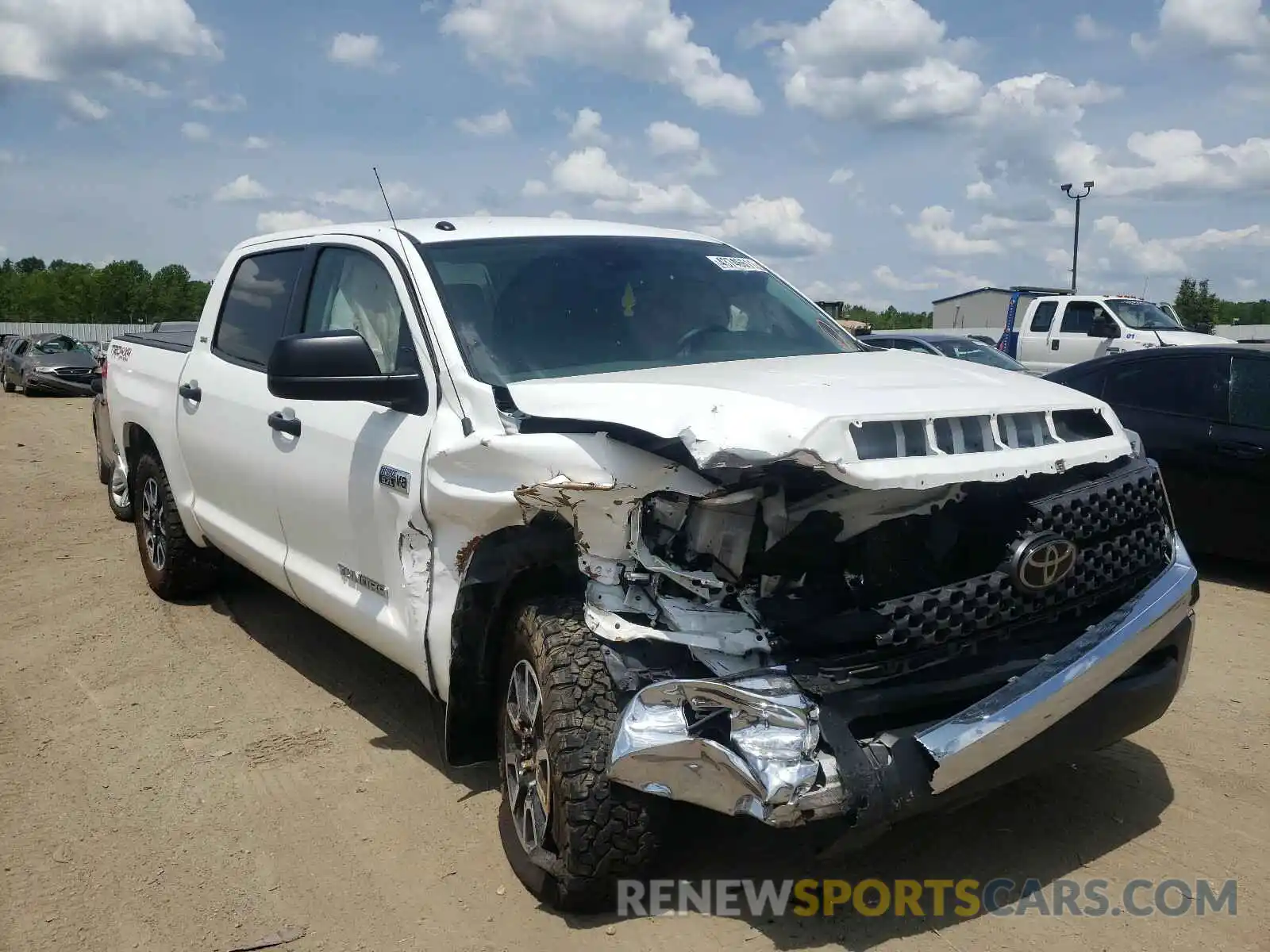 1 Photograph of a damaged car 5TFDW5F19KX858929 TOYOTA TUNDRA 2019