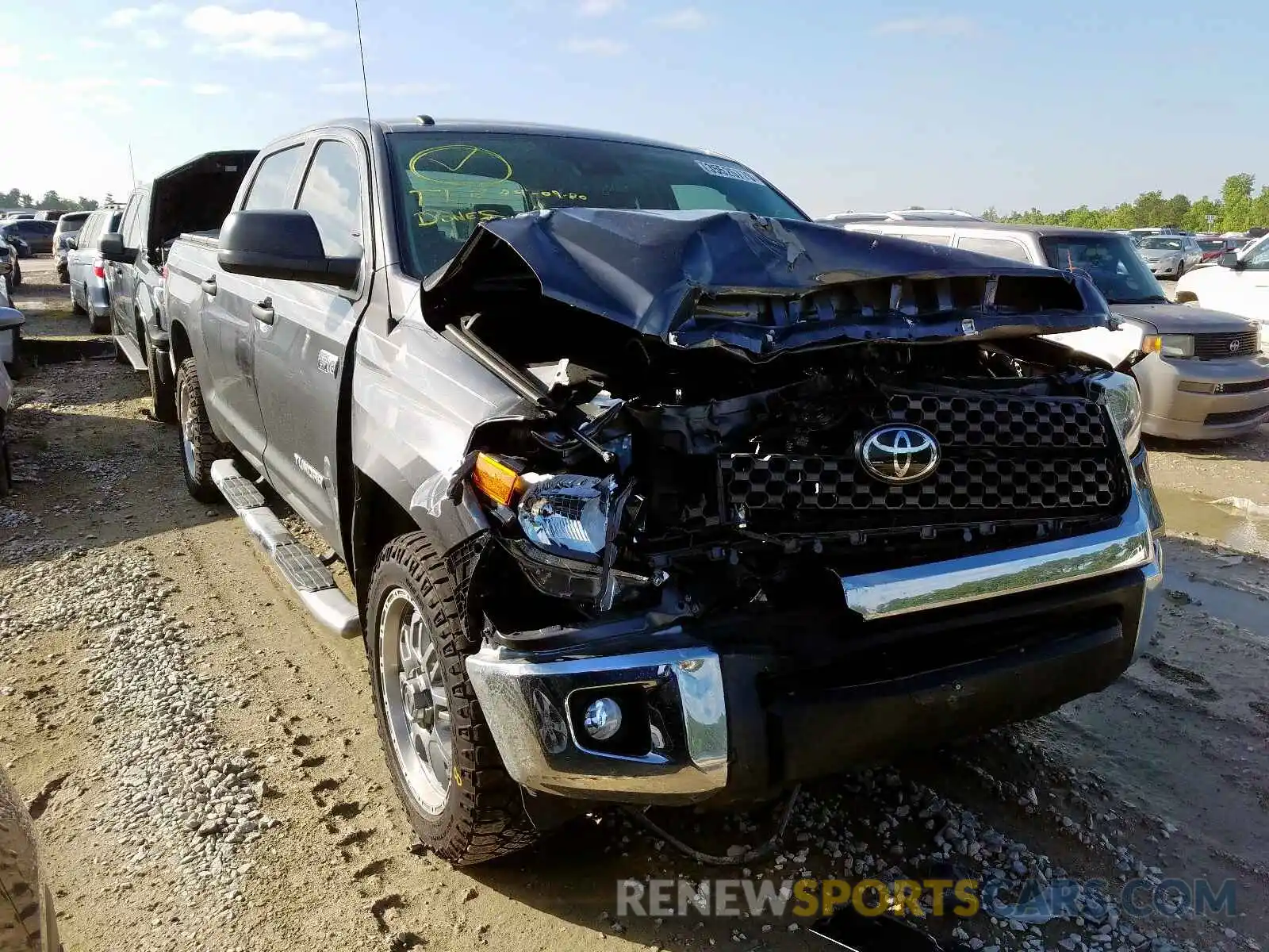 1 Photograph of a damaged car 5TFDW5F1XKX819721 TOYOTA TUNDRA 2019