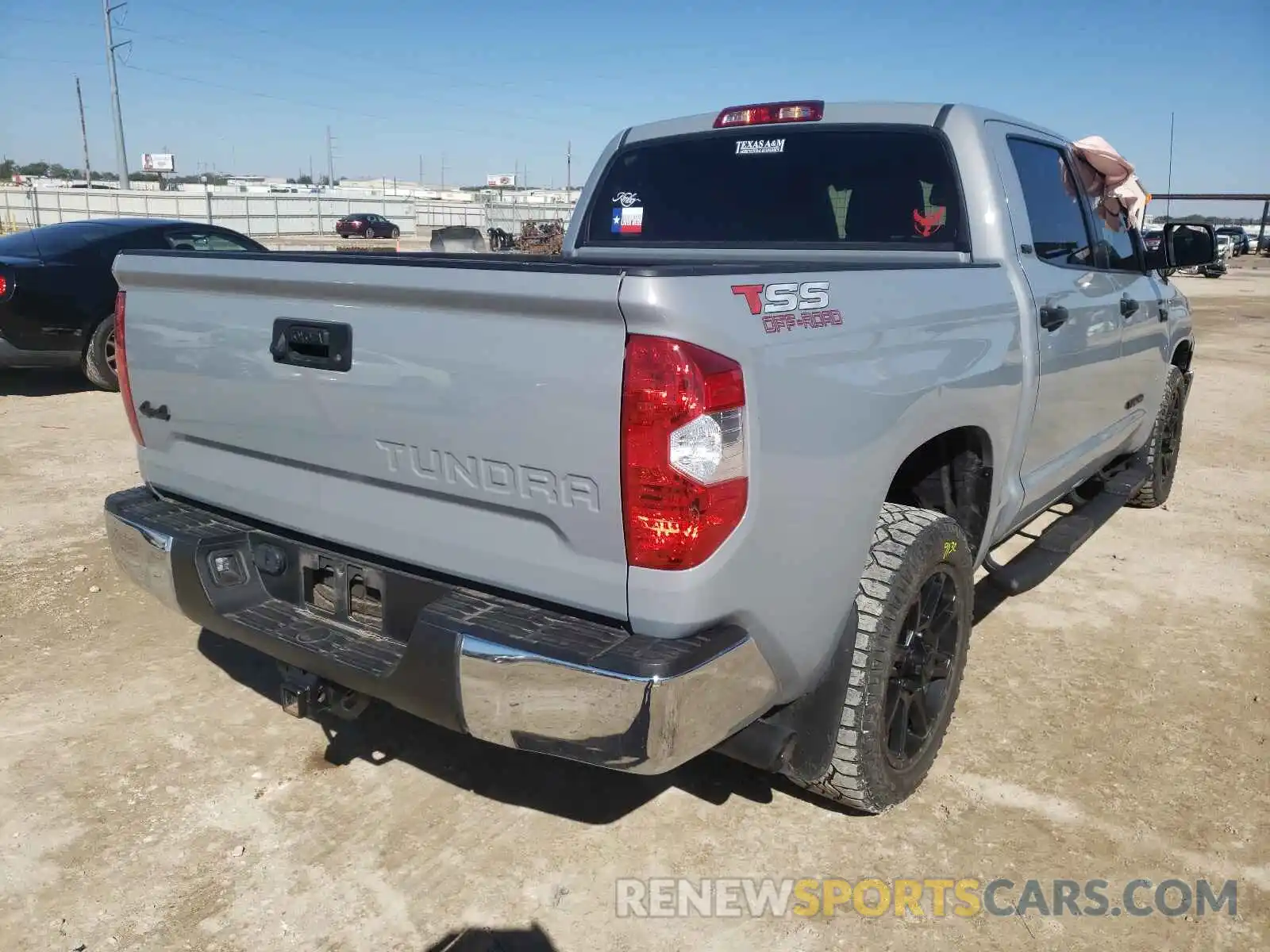 4 Photograph of a damaged car 5TFDW5F1XKX845297 TOYOTA TUNDRA 2019