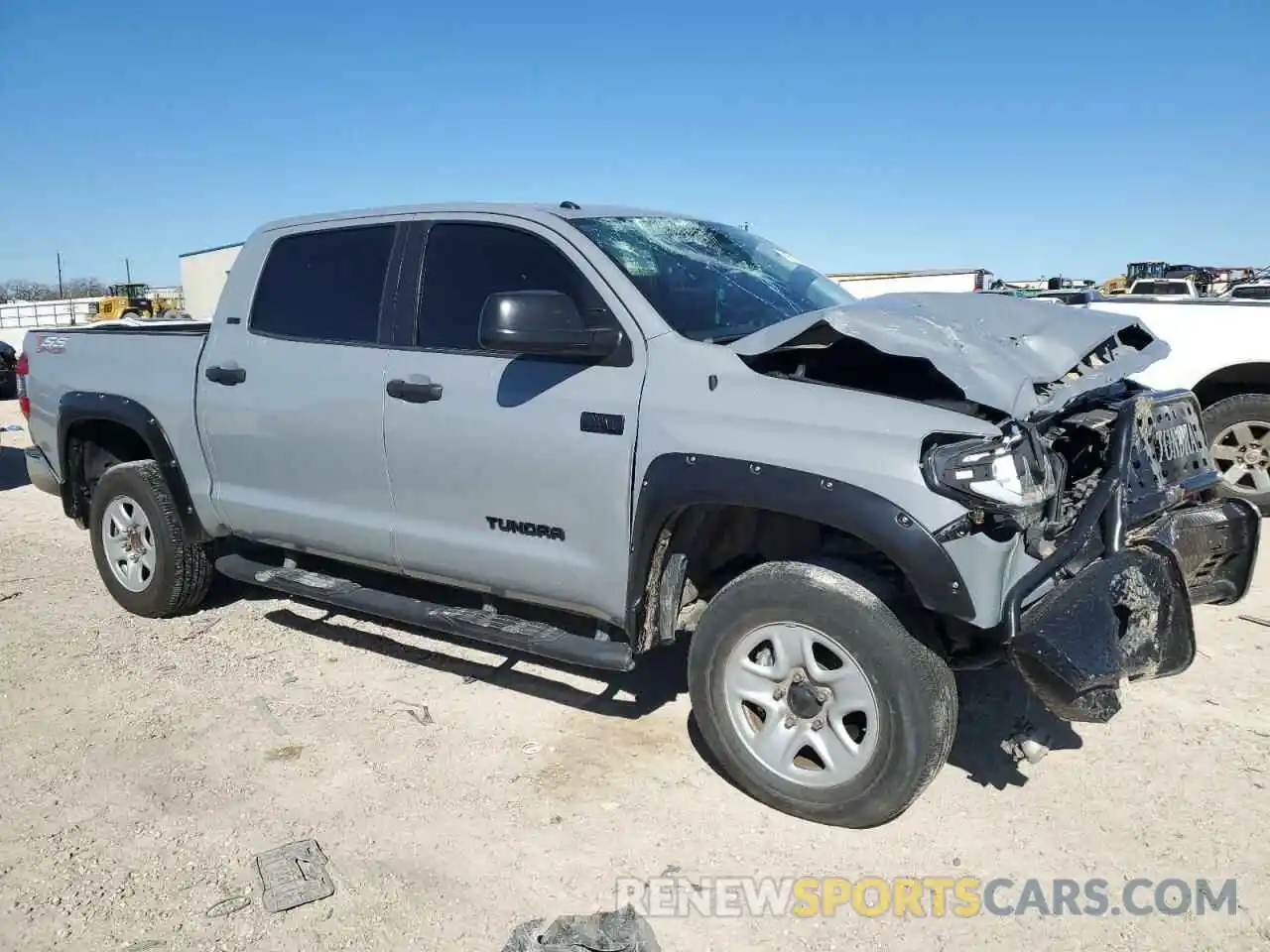 4 Photograph of a damaged car 5TFDW5F1XKX863850 TOYOTA TUNDRA 2019