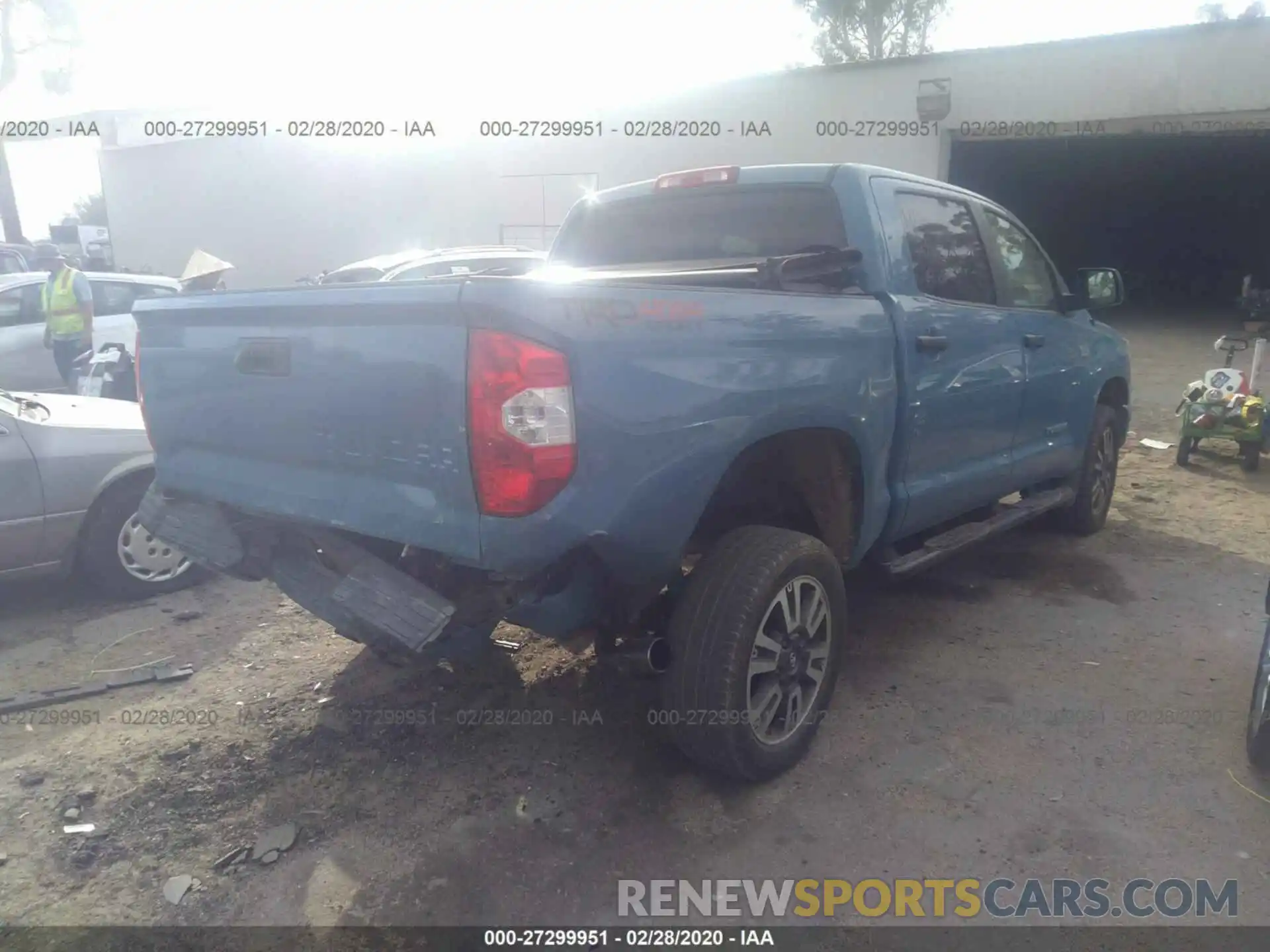 4 Photograph of a damaged car 5TFDY5F10KX781667 TOYOTA TUNDRA 2019