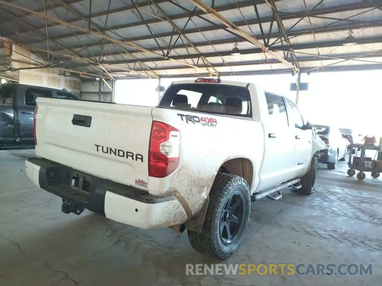 4 Photograph of a damaged car 5TFDY5F10KX797268 TOYOTA TUNDRA 2019