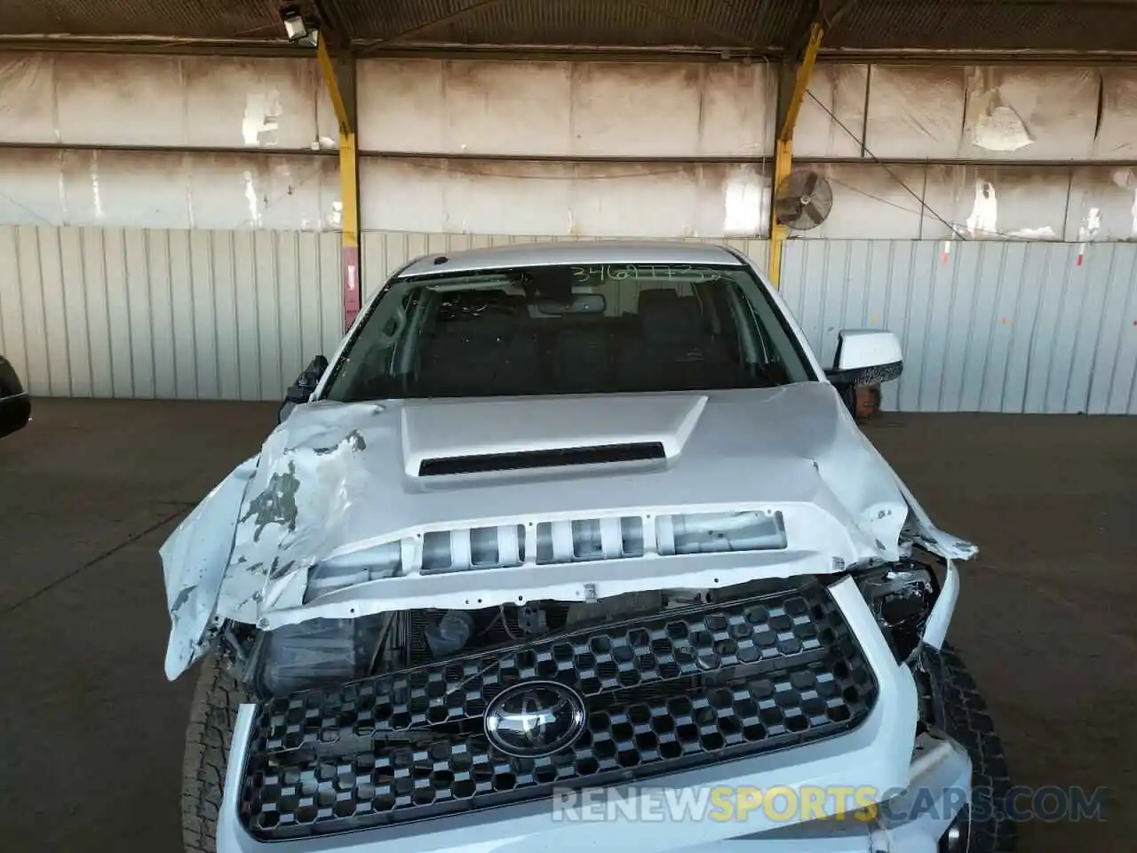 7 Photograph of a damaged car 5TFDY5F10KX797268 TOYOTA TUNDRA 2019