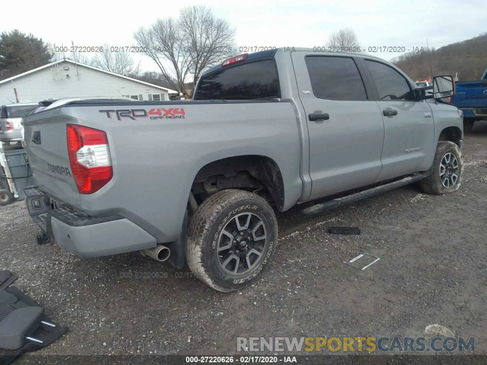 4 Photograph of a damaged car 5TFDY5F10KX809385 TOYOTA TUNDRA 2019