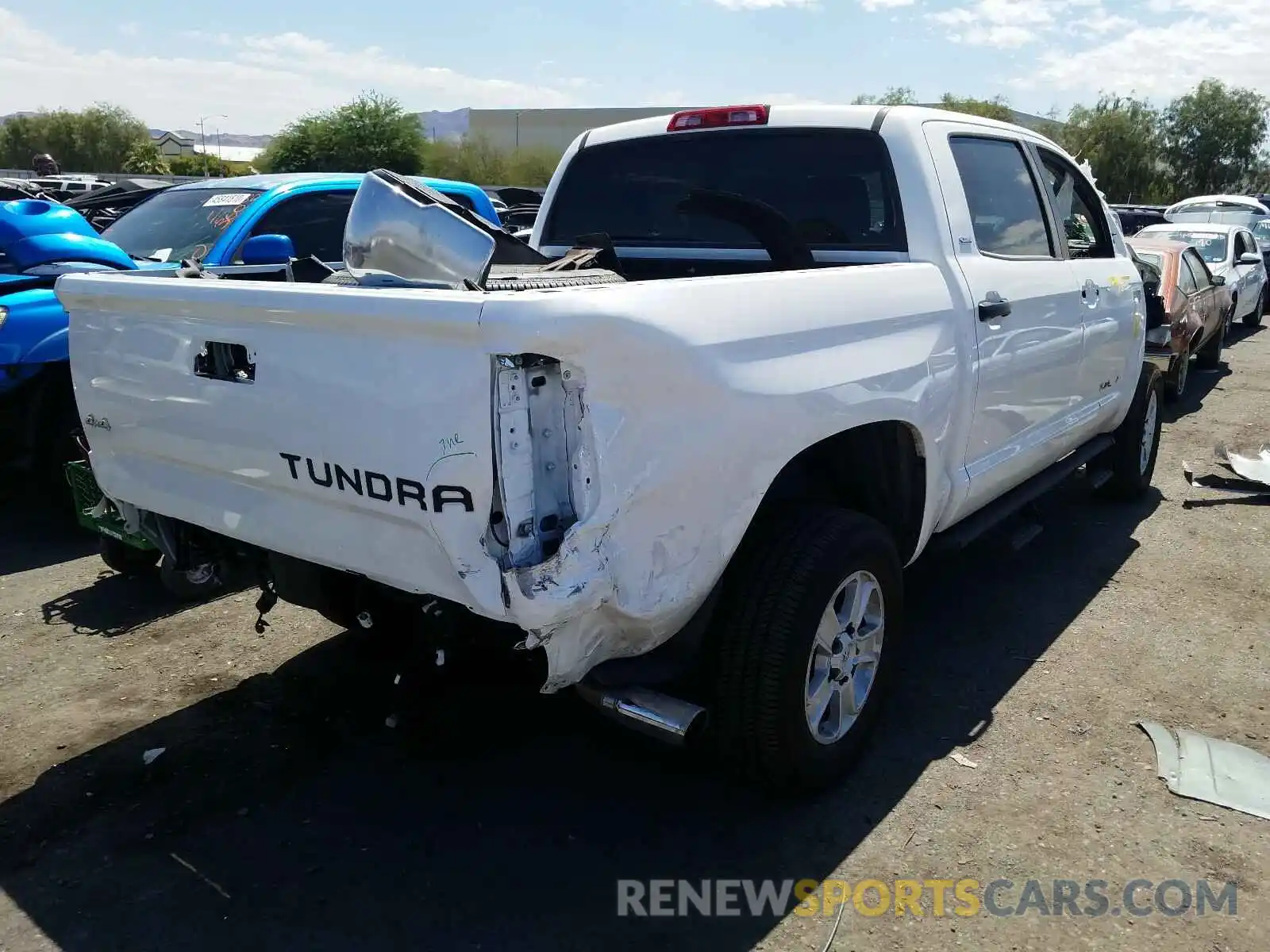 4 Photograph of a damaged car 5TFDY5F10KX820225 TOYOTA TUNDRA 2019