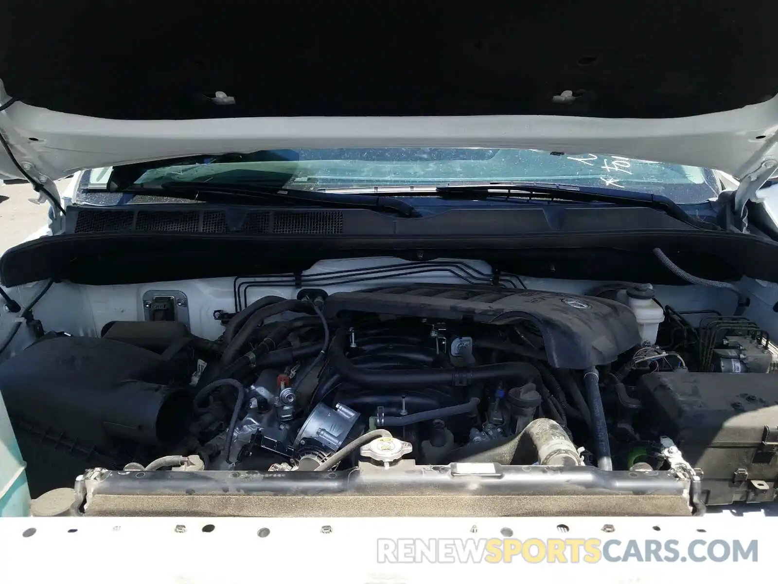 7 Photograph of a damaged car 5TFDY5F10KX820225 TOYOTA TUNDRA 2019