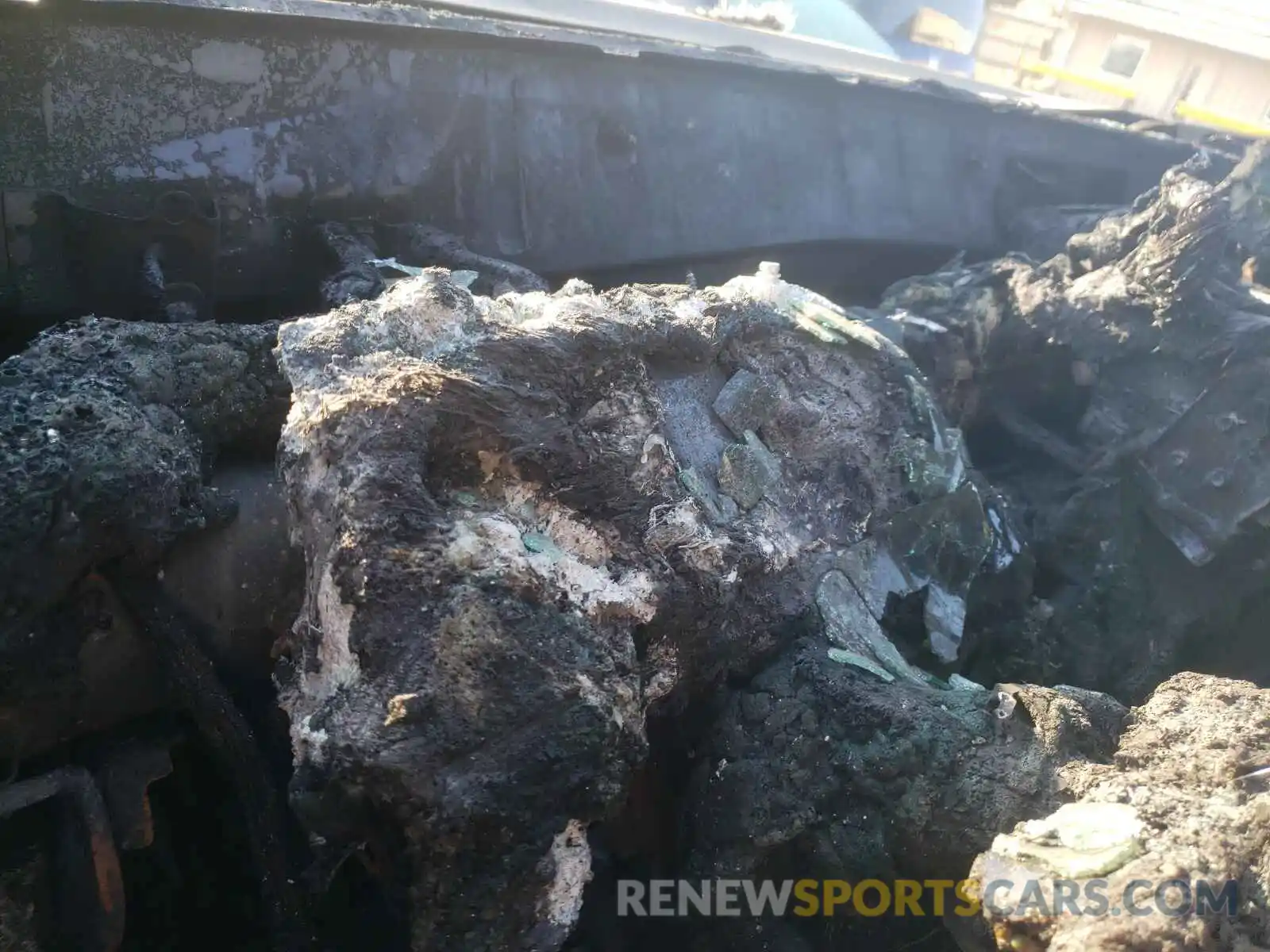 8 Photograph of a damaged car 5TFDY5F10KX848381 TOYOTA TUNDRA 2019