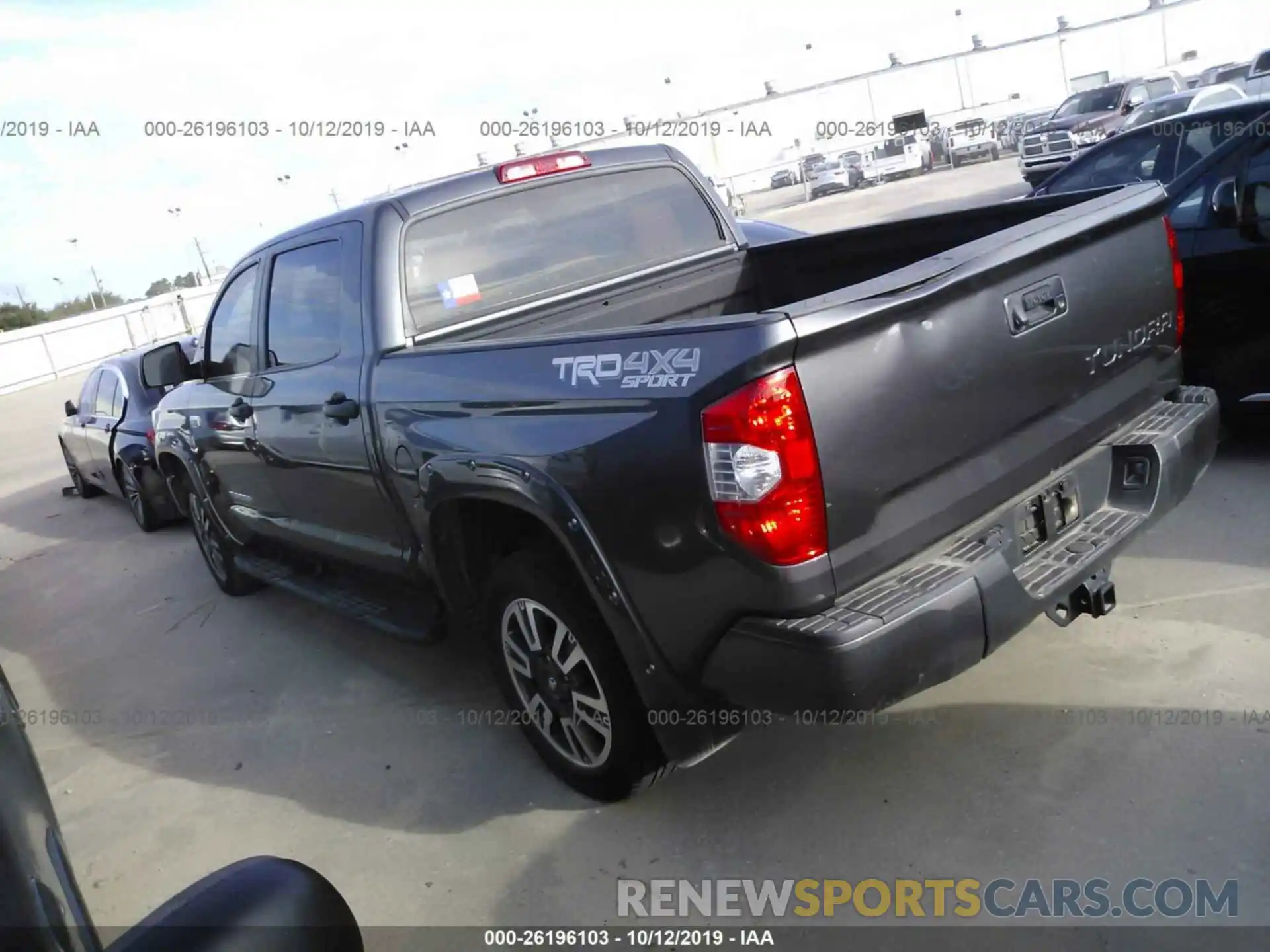 3 Photograph of a damaged car 5TFDY5F11KX791429 TOYOTA TUNDRA 2019