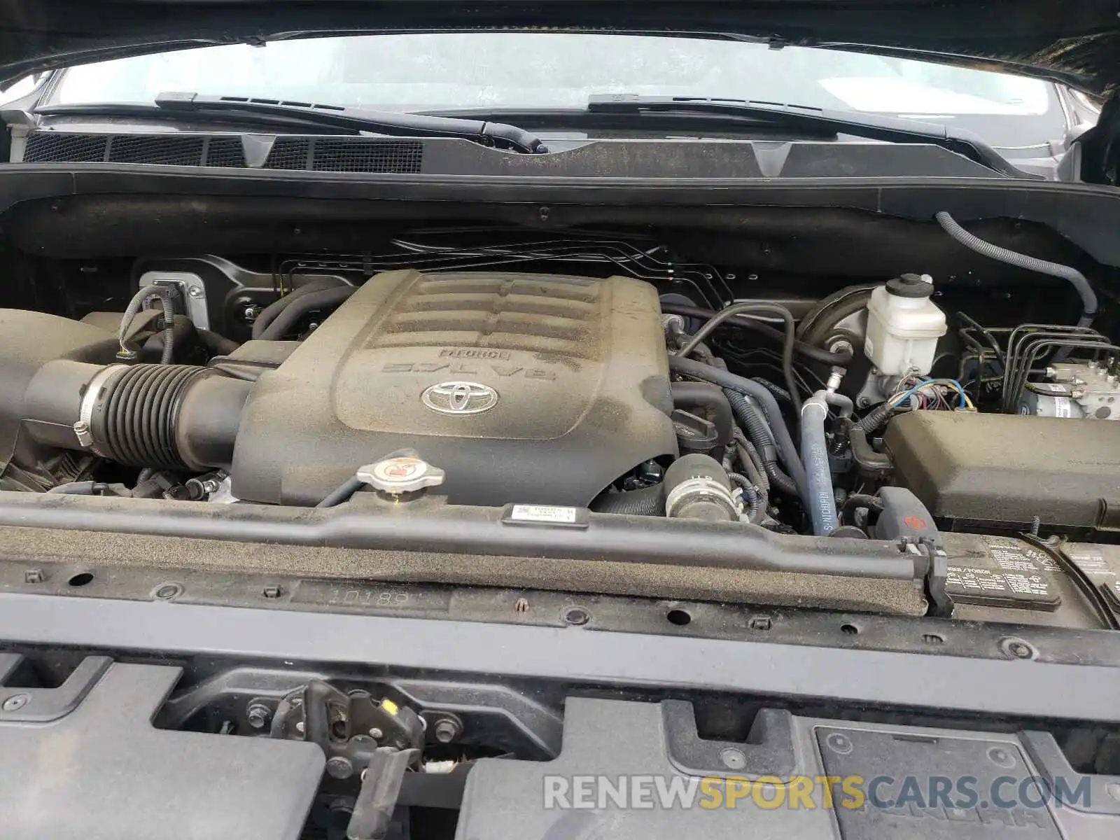 7 Photograph of a damaged car 5TFDY5F11KX801750 TOYOTA TUNDRA 2019