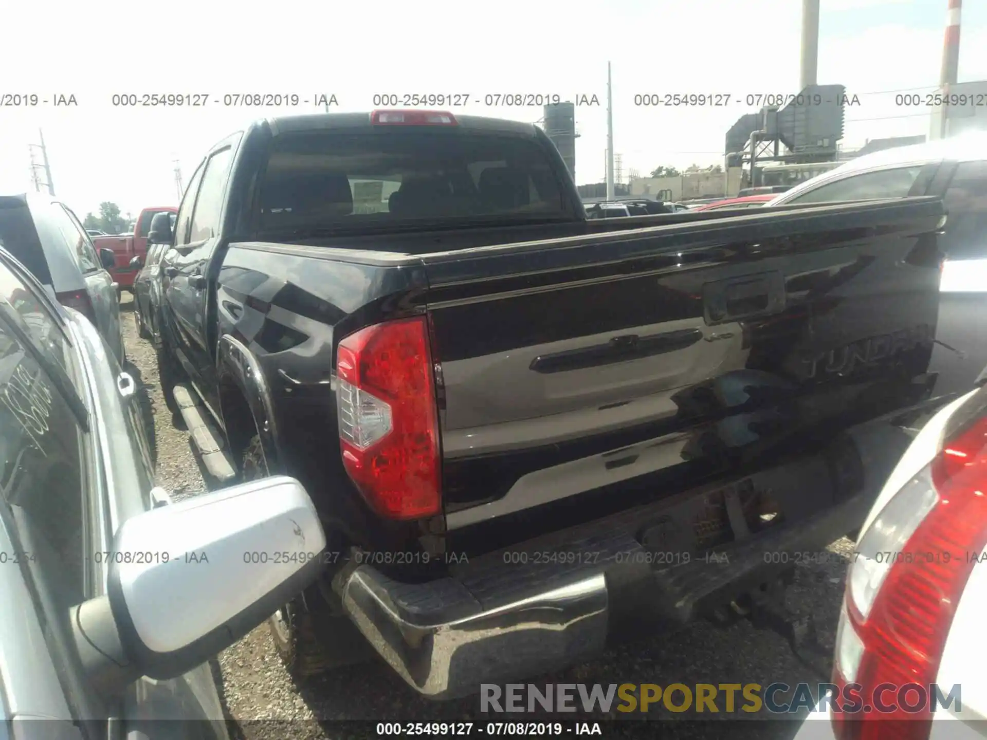 3 Photograph of a damaged car 5TFDY5F11KX805474 TOYOTA TUNDRA 2019