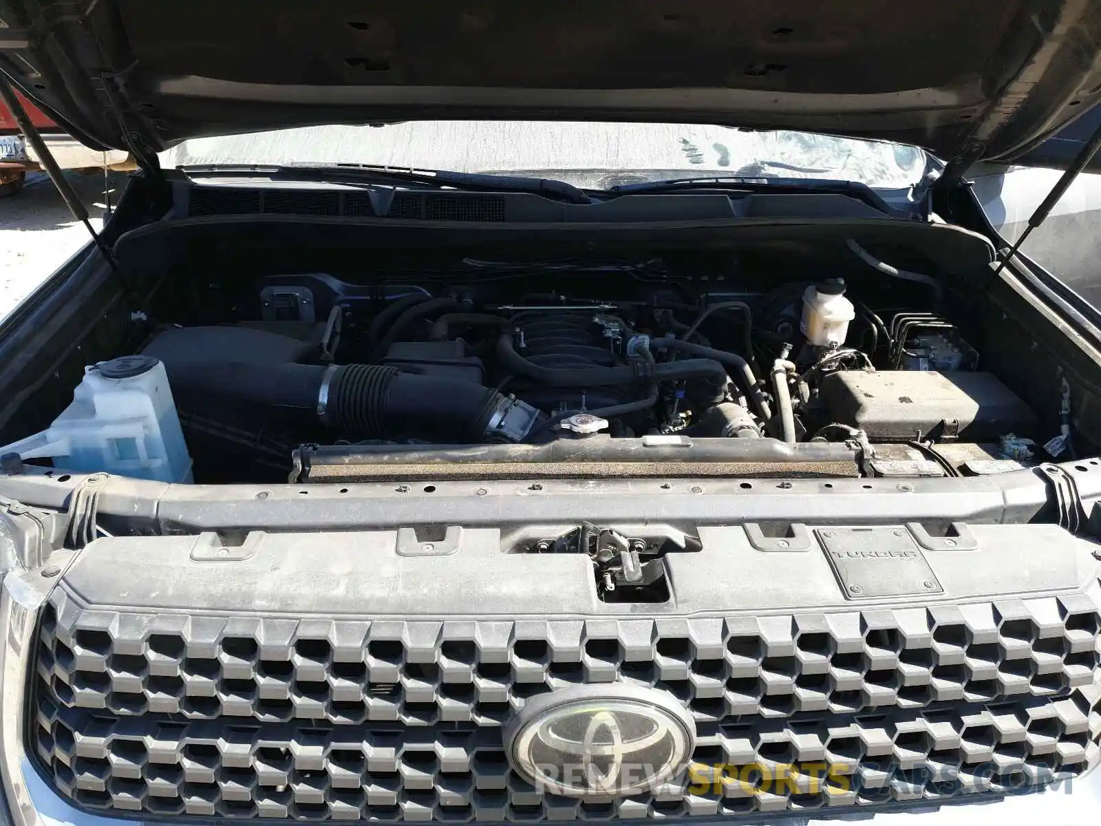 7 Photograph of a damaged car 5TFDY5F11KX815776 TOYOTA TUNDRA 2019