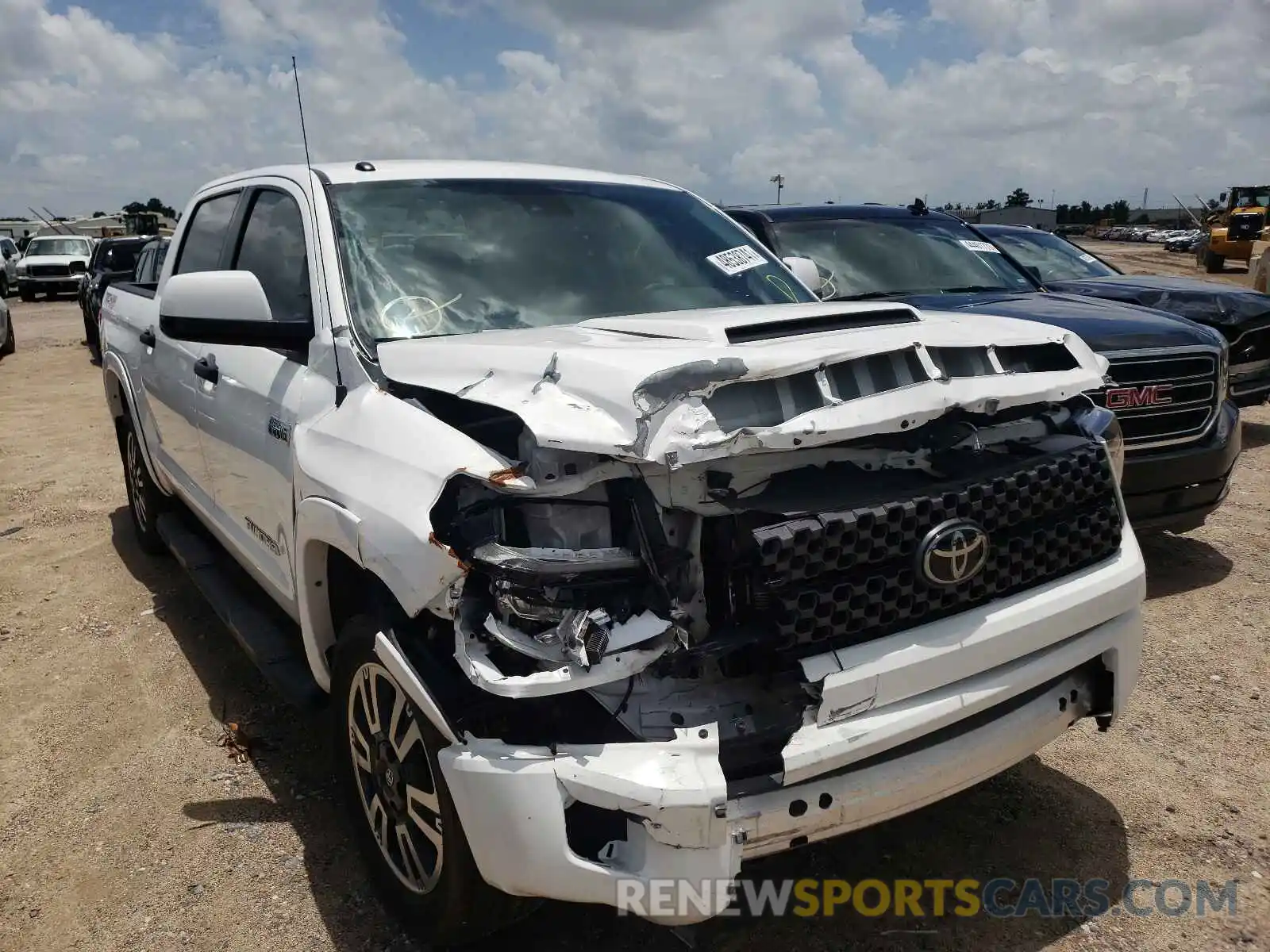 1 Photograph of a damaged car 5TFDY5F11KX839527 TOYOTA TUNDRA 2019