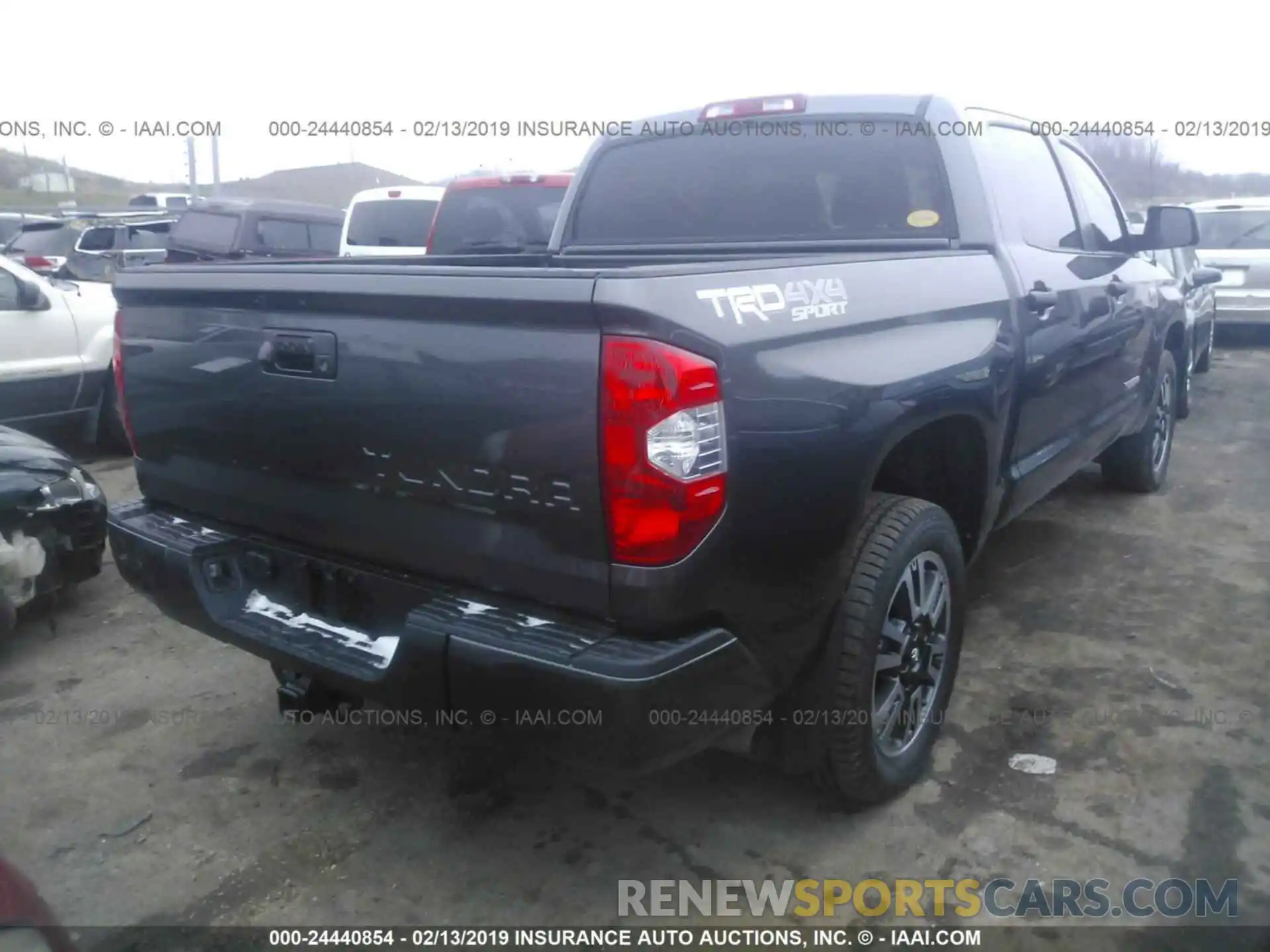 4 Photograph of a damaged car 5TFDY5F12KX783730 TOYOTA TUNDRA 2019