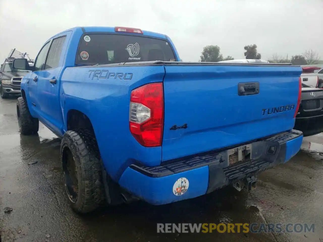 3 Photograph of a damaged car 5TFDY5F12KX792850 TOYOTA TUNDRA 2019