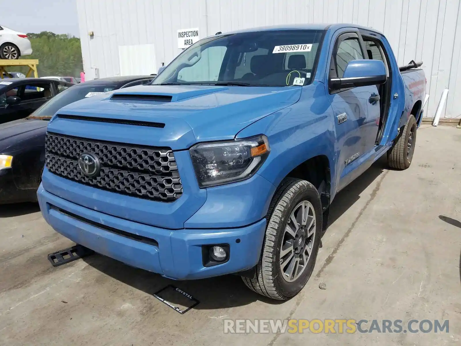 2 Photograph of a damaged car 5TFDY5F12KX798406 TOYOTA TUNDRA 2019