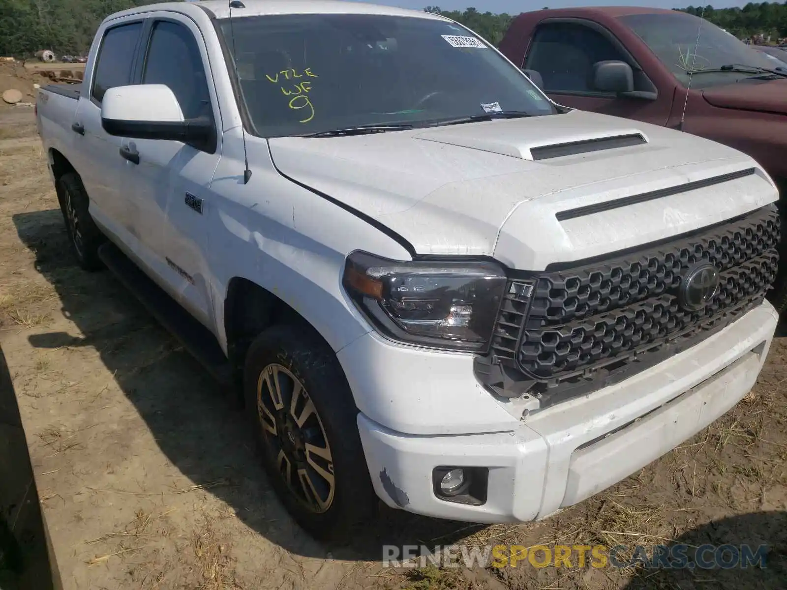 1 Photograph of a damaged car 5TFDY5F12KX812479 TOYOTA TUNDRA 2019