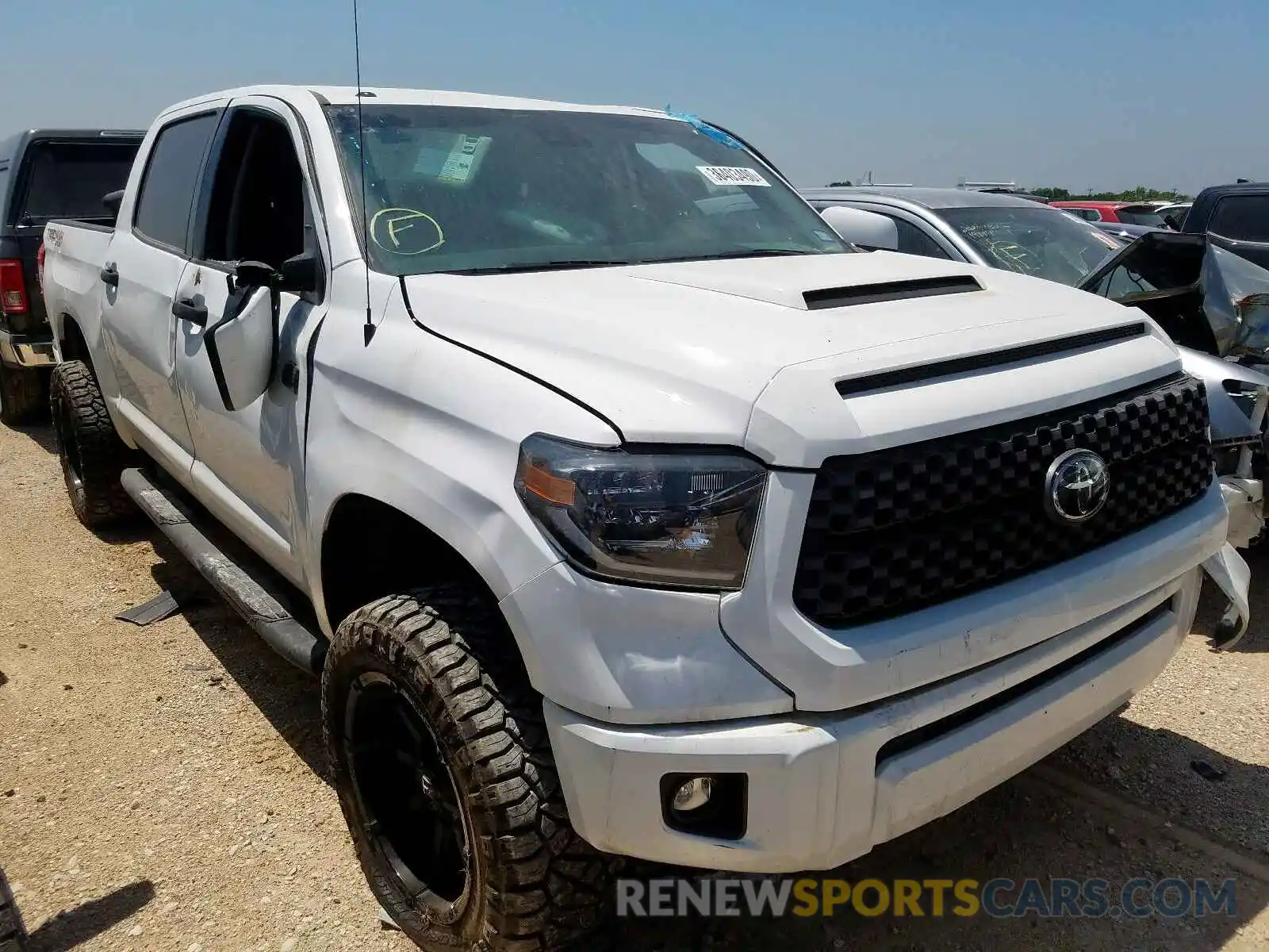 1 Photograph of a damaged car 5TFDY5F12KX822297 TOYOTA TUNDRA 2019