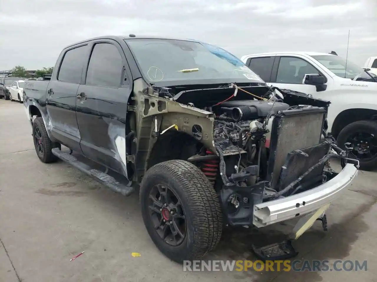 1 Photograph of a damaged car 5TFDY5F12KX843523 TOYOTA TUNDRA 2019