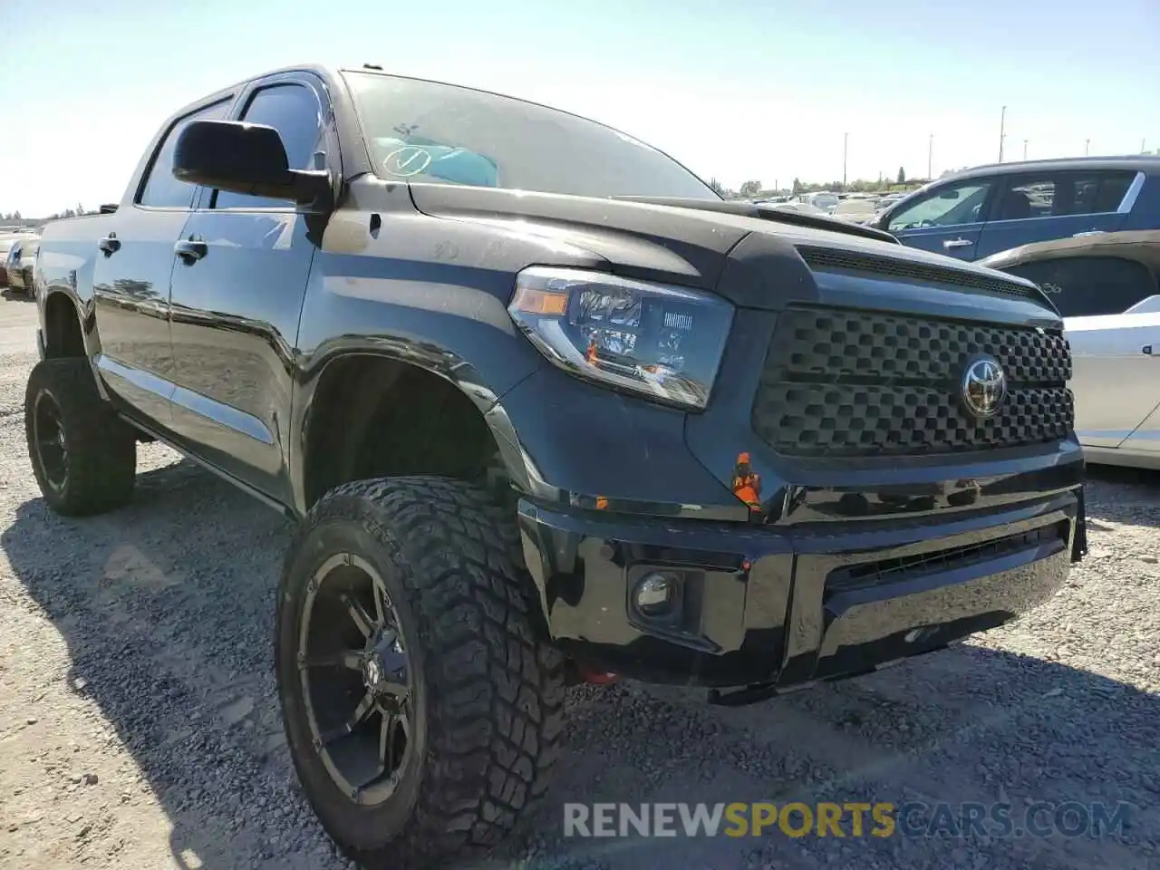 1 Photograph of a damaged car 5TFDY5F12KX853940 TOYOTA TUNDRA 2019