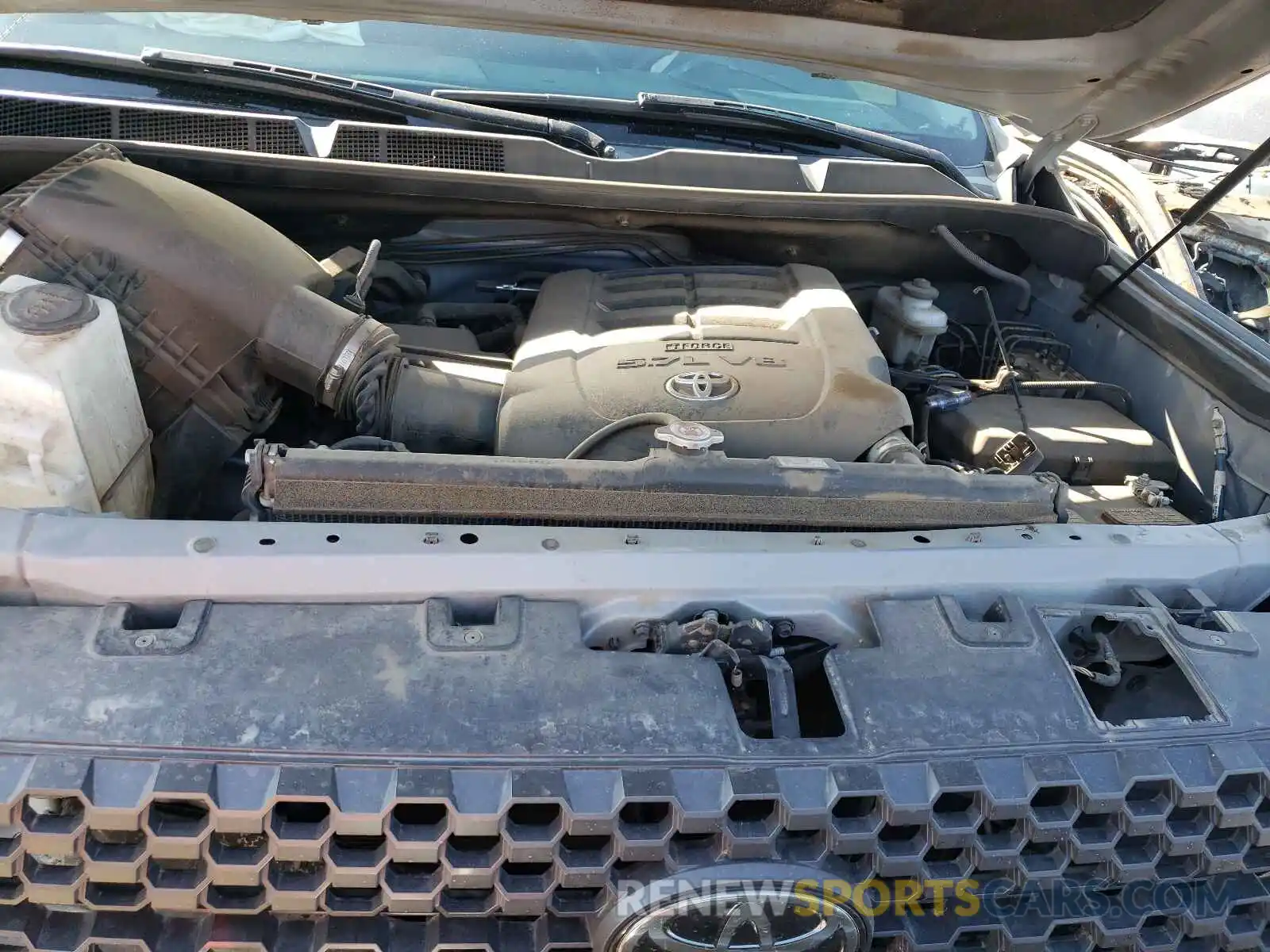 7 Photograph of a damaged car 5TFDY5F13KX794736 TOYOTA TUNDRA 2019