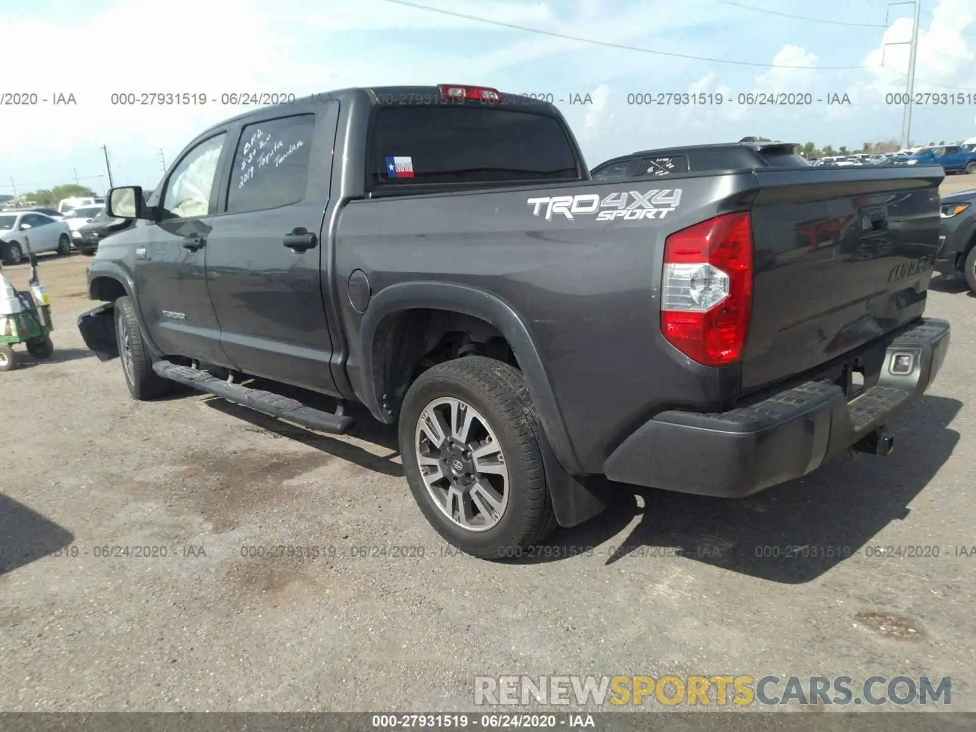 3 Photograph of a damaged car 5TFDY5F13KX795496 TOYOTA TUNDRA 2019