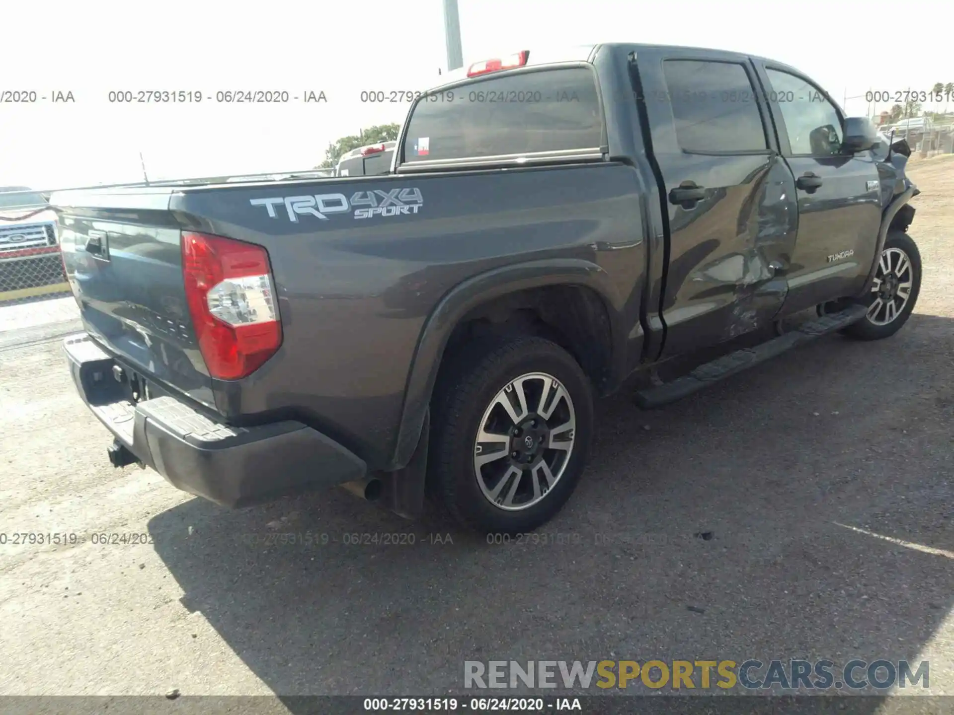 4 Photograph of a damaged car 5TFDY5F13KX795496 TOYOTA TUNDRA 2019