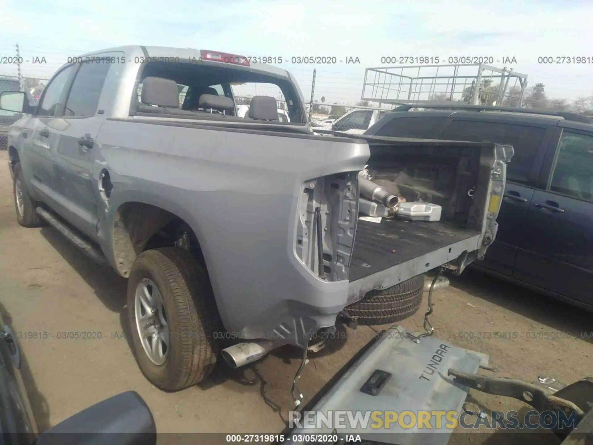 3 Photograph of a damaged car 5TFDY5F13KX811695 TOYOTA TUNDRA 2019