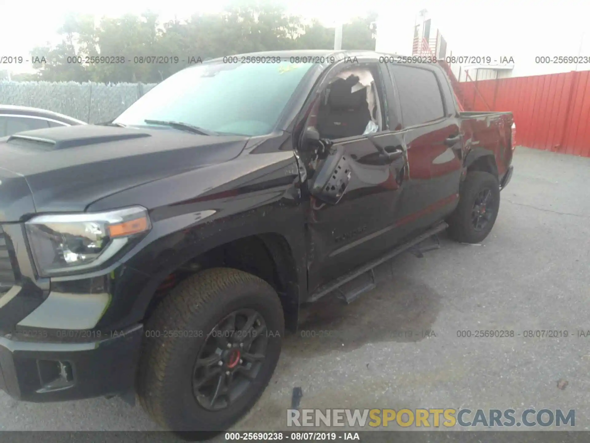 6 Photograph of a damaged car 5TFDY5F13KX811969 TOYOTA TUNDRA 2019