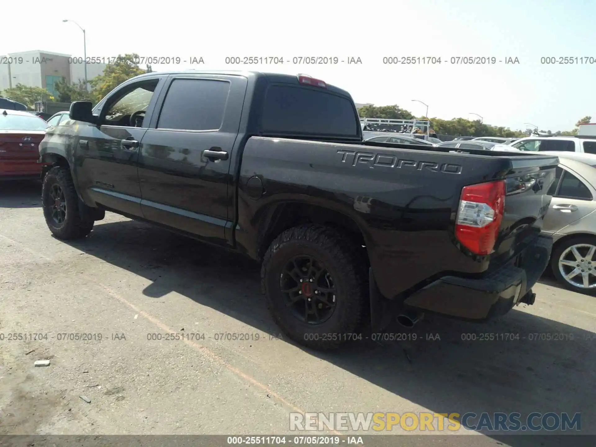 3 Photograph of a damaged car 5TFDY5F13KX821014 TOYOTA TUNDRA 2019