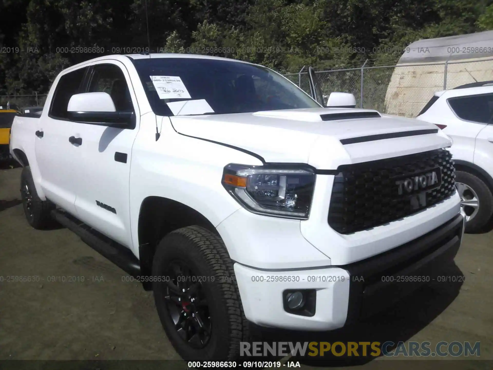 1 Photograph of a damaged car 5TFDY5F13KX837861 TOYOTA TUNDRA 2019