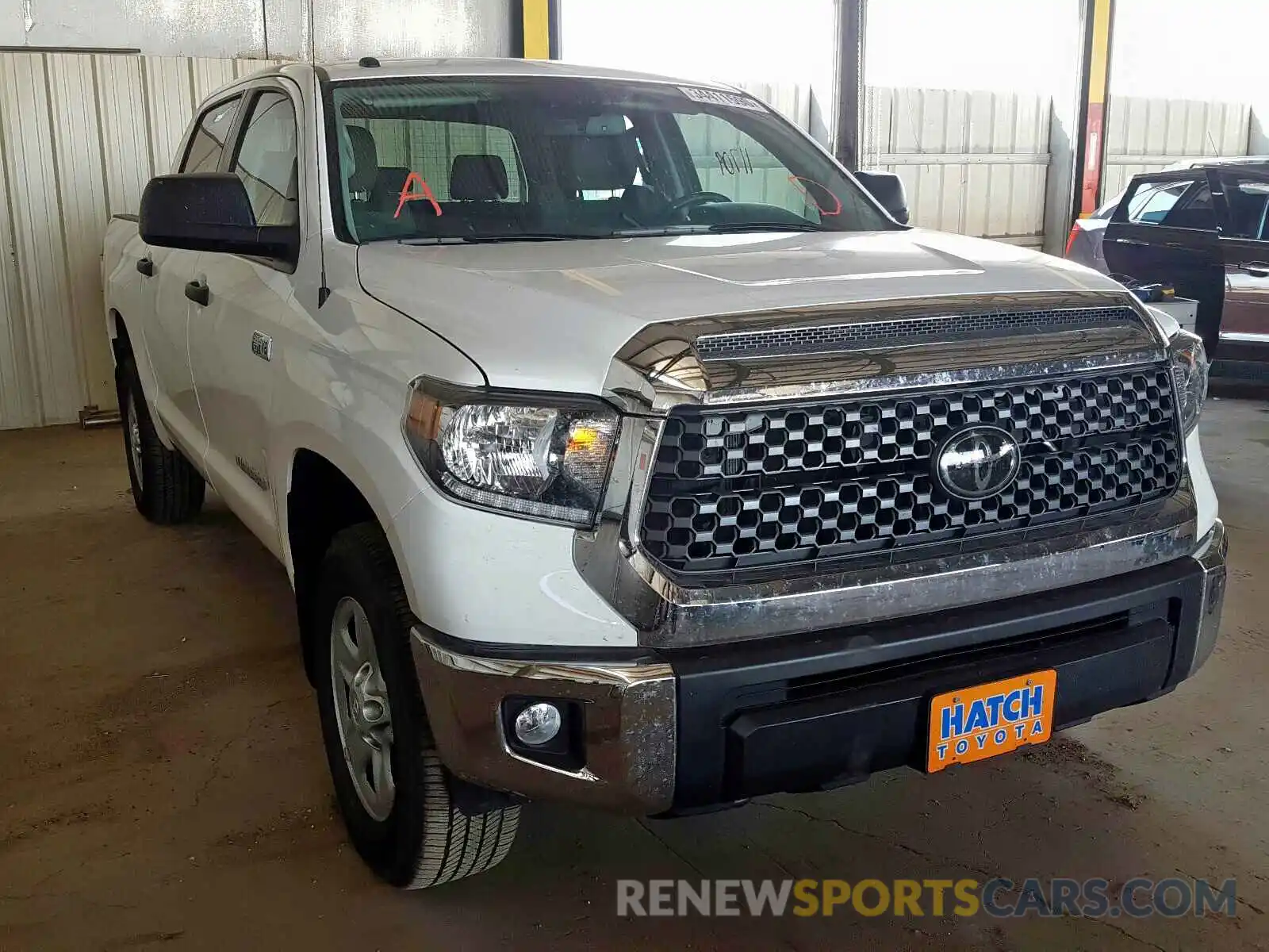 1 Photograph of a damaged car 5TFDY5F13KX869760 TOYOTA TUNDRA 2019