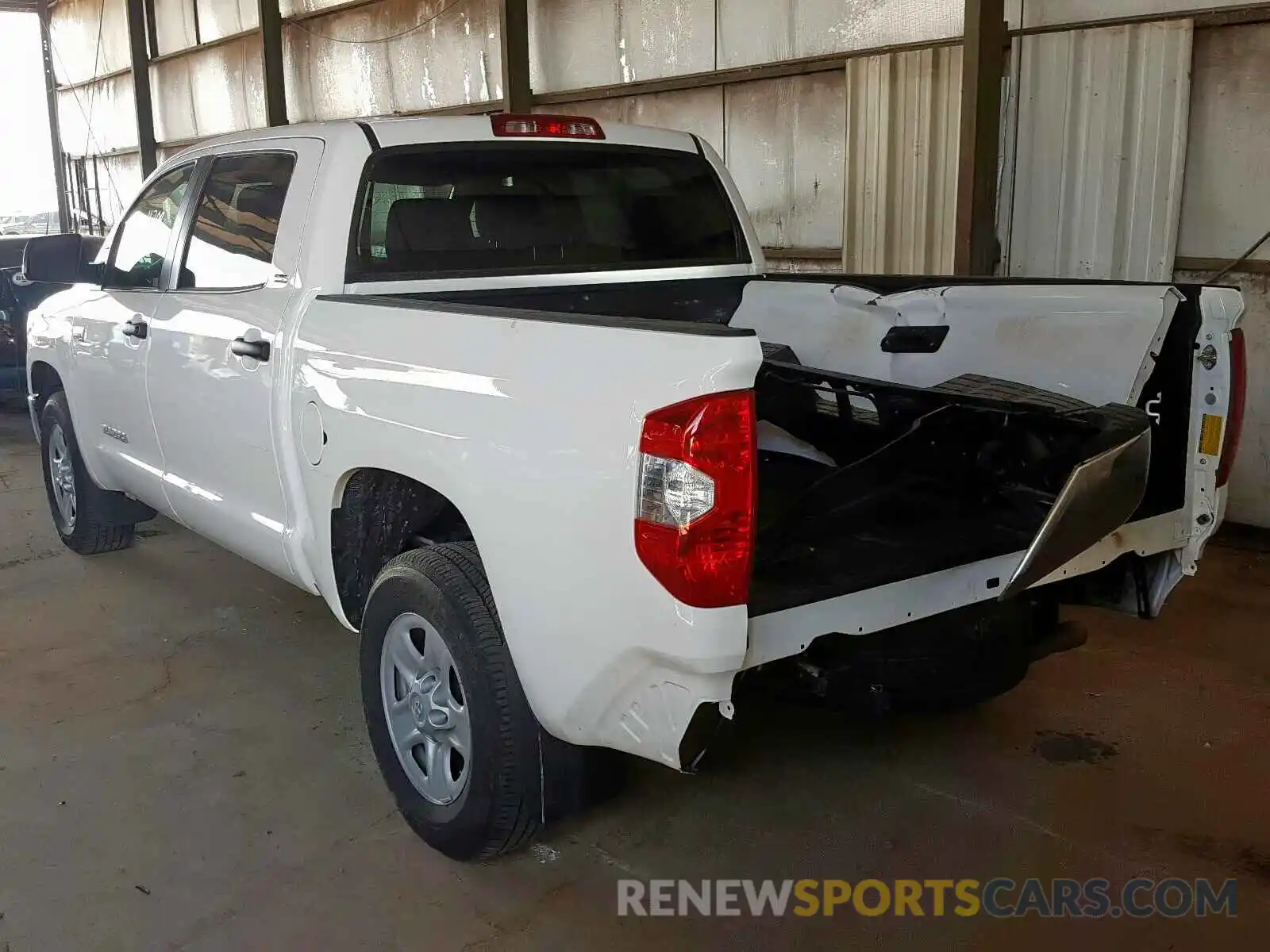 3 Photograph of a damaged car 5TFDY5F13KX869760 TOYOTA TUNDRA 2019