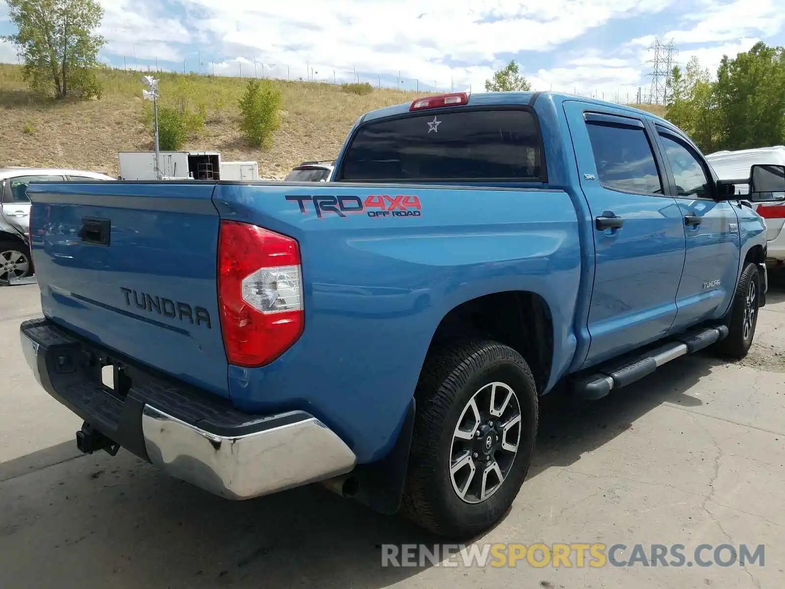 4 Photograph of a damaged car 5TFDY5F14KX780862 TOYOTA TUNDRA 2019