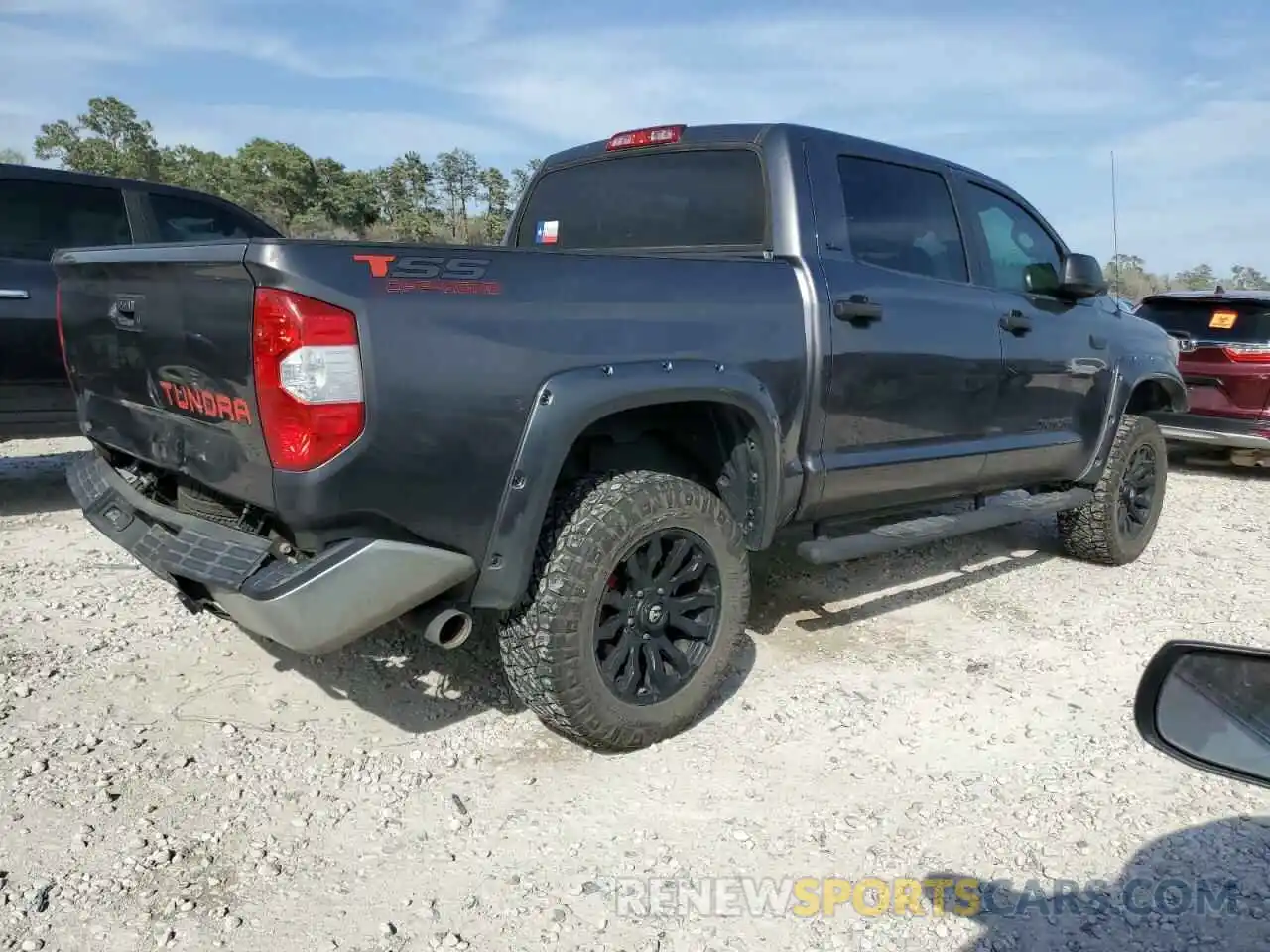 3 Photograph of a damaged car 5TFDY5F14KX784409 TOYOTA TUNDRA 2019