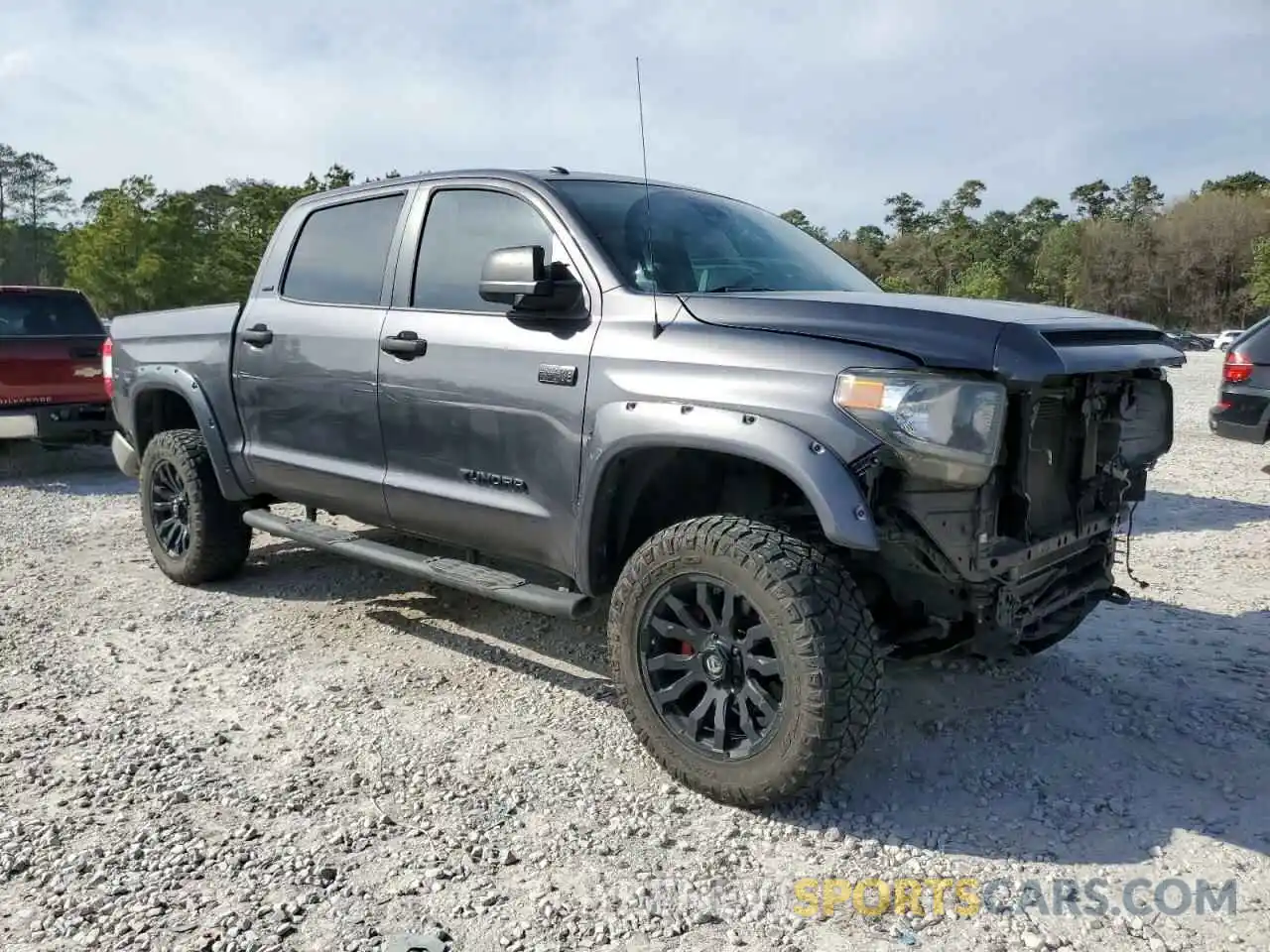 4 Фотография поврежденного автомобиля 5TFDY5F14KX784409 TOYOTA TUNDRA 2019