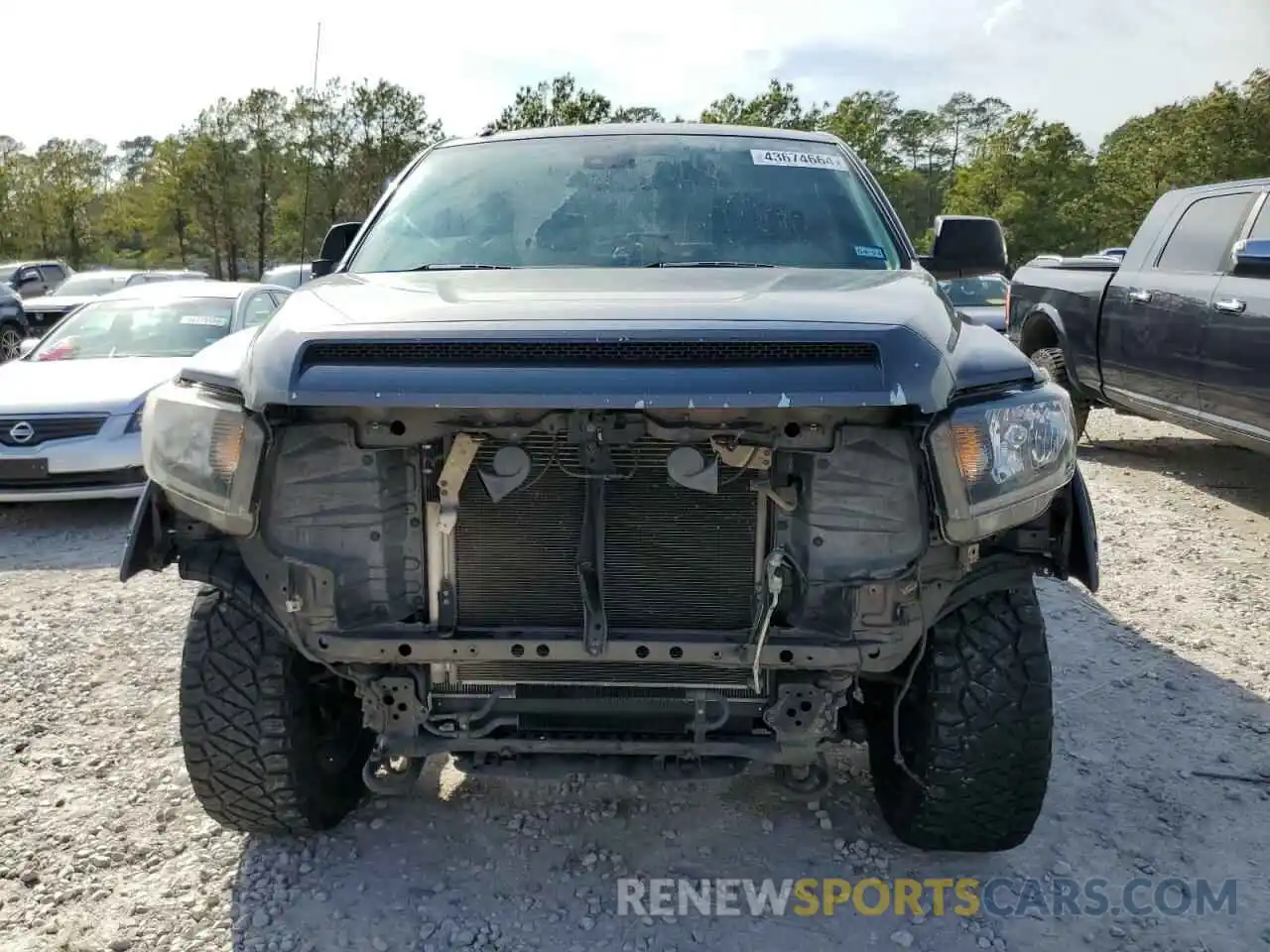 5 Photograph of a damaged car 5TFDY5F14KX784409 TOYOTA TUNDRA 2019