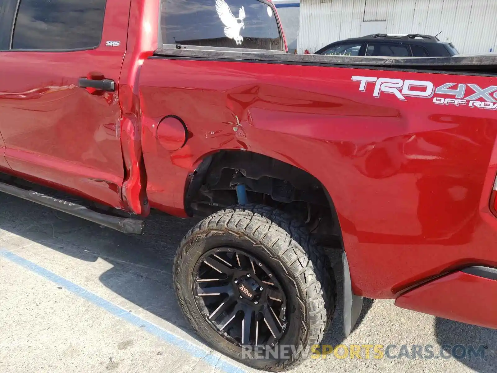 9 Photograph of a damaged car 5TFDY5F14KX794180 TOYOTA TUNDRA 2019