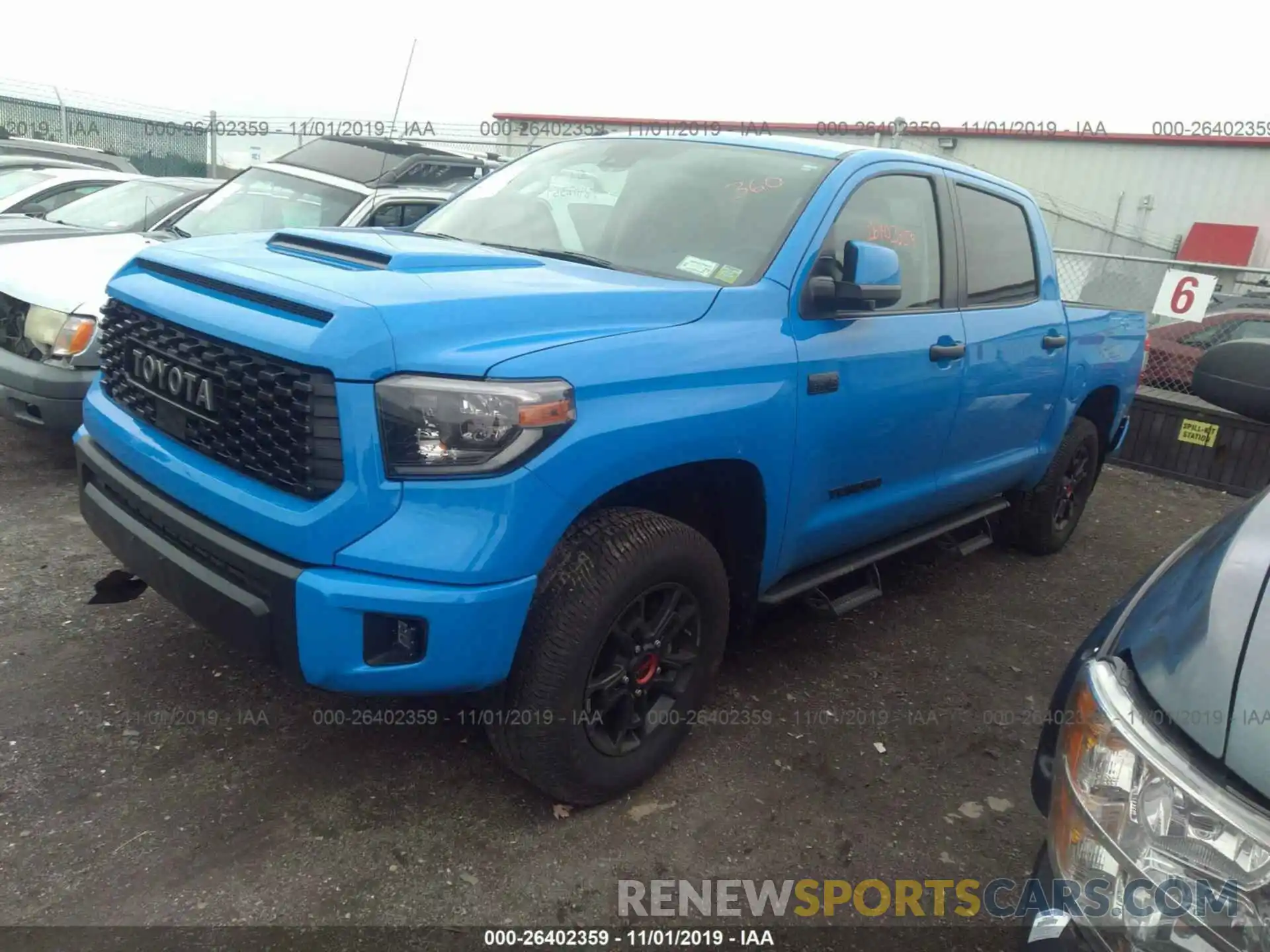 2 Фотография поврежденного автомобиля 5TFDY5F14KX796219 TOYOTA TUNDRA 2019